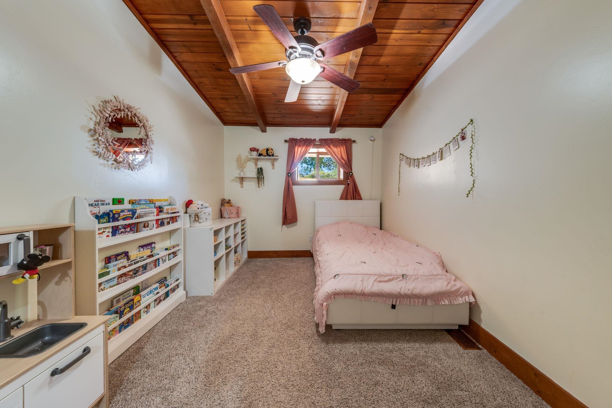 Detail Gallery Image 17 of 60 For 4600 El Caminito Rd, Shingle Springs,  CA 95682-0000 - 6 Beds | 2 Baths