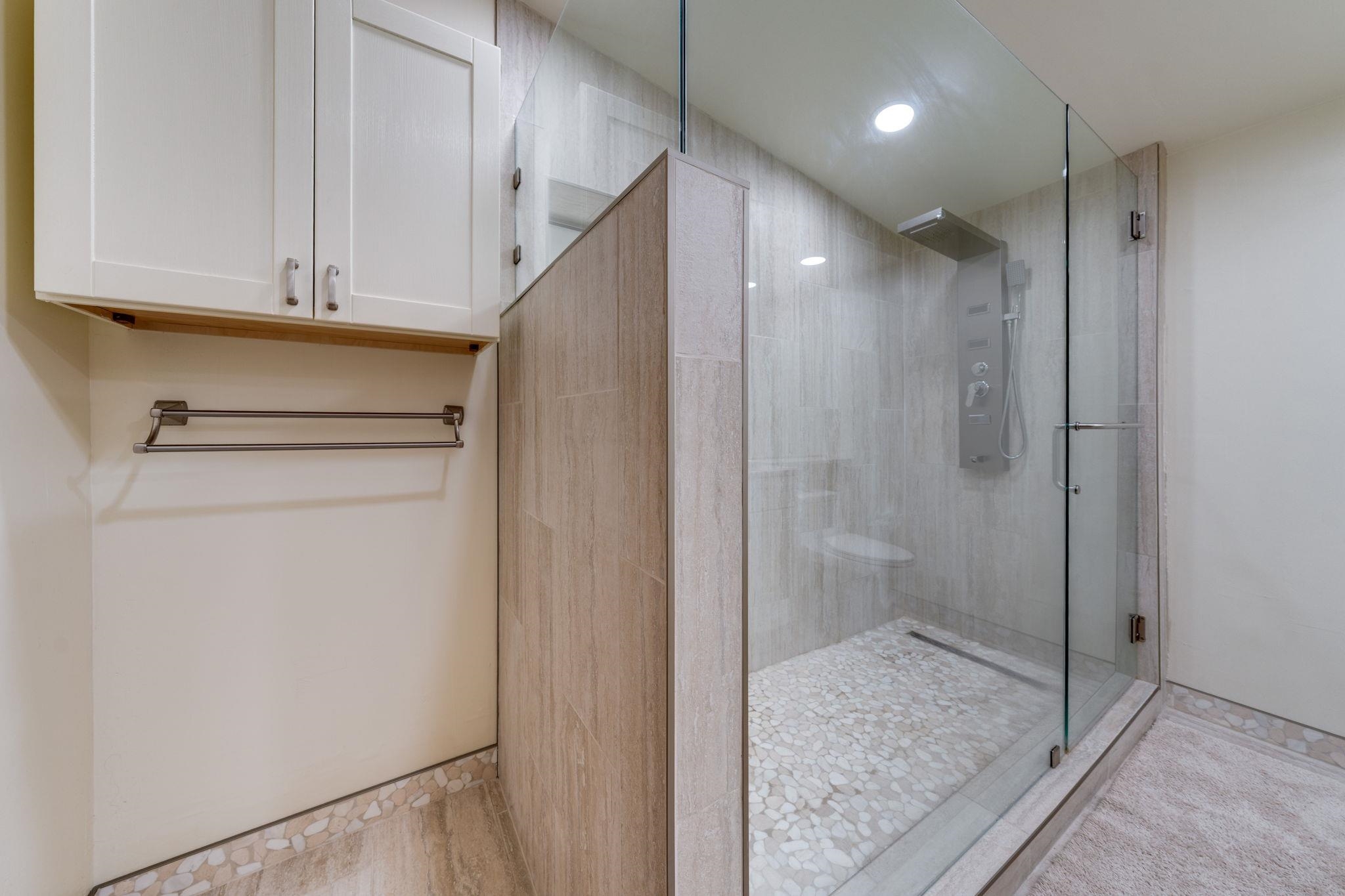 Detail Gallery Image 21 of 60 For 4600 El Caminito Rd, Shingle Springs,  CA 95682-0000 - 6 Beds | 2 Baths