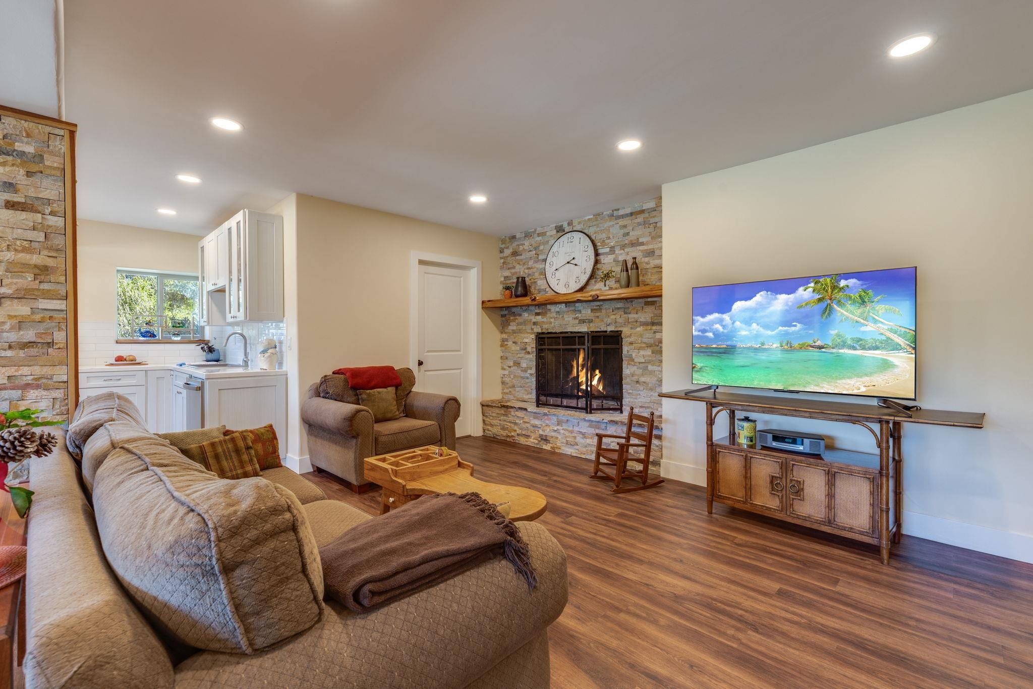 Detail Gallery Image 32 of 60 For 4600 El Caminito Rd, Shingle Springs,  CA 95682-0000 - 6 Beds | 2 Baths