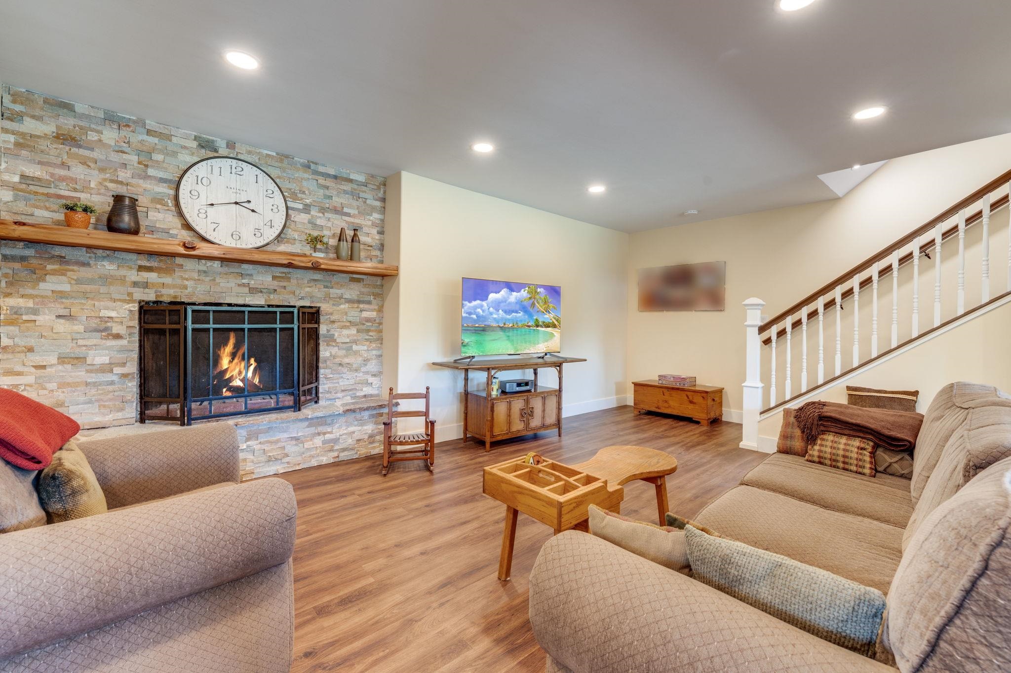 Detail Gallery Image 34 of 60 For 4600 El Caminito Rd, Shingle Springs,  CA 95682-0000 - 6 Beds | 2 Baths