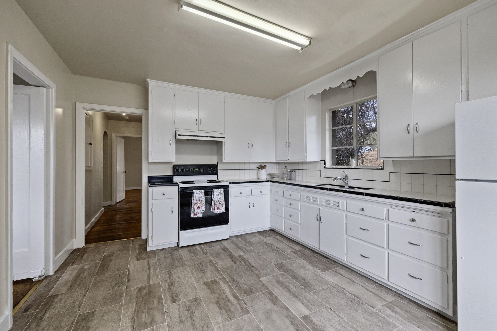 Detail Gallery Image 12 of 38 For 299 Summit Ave, Sonora,  CA 95370 - 2 Beds | 2 Baths