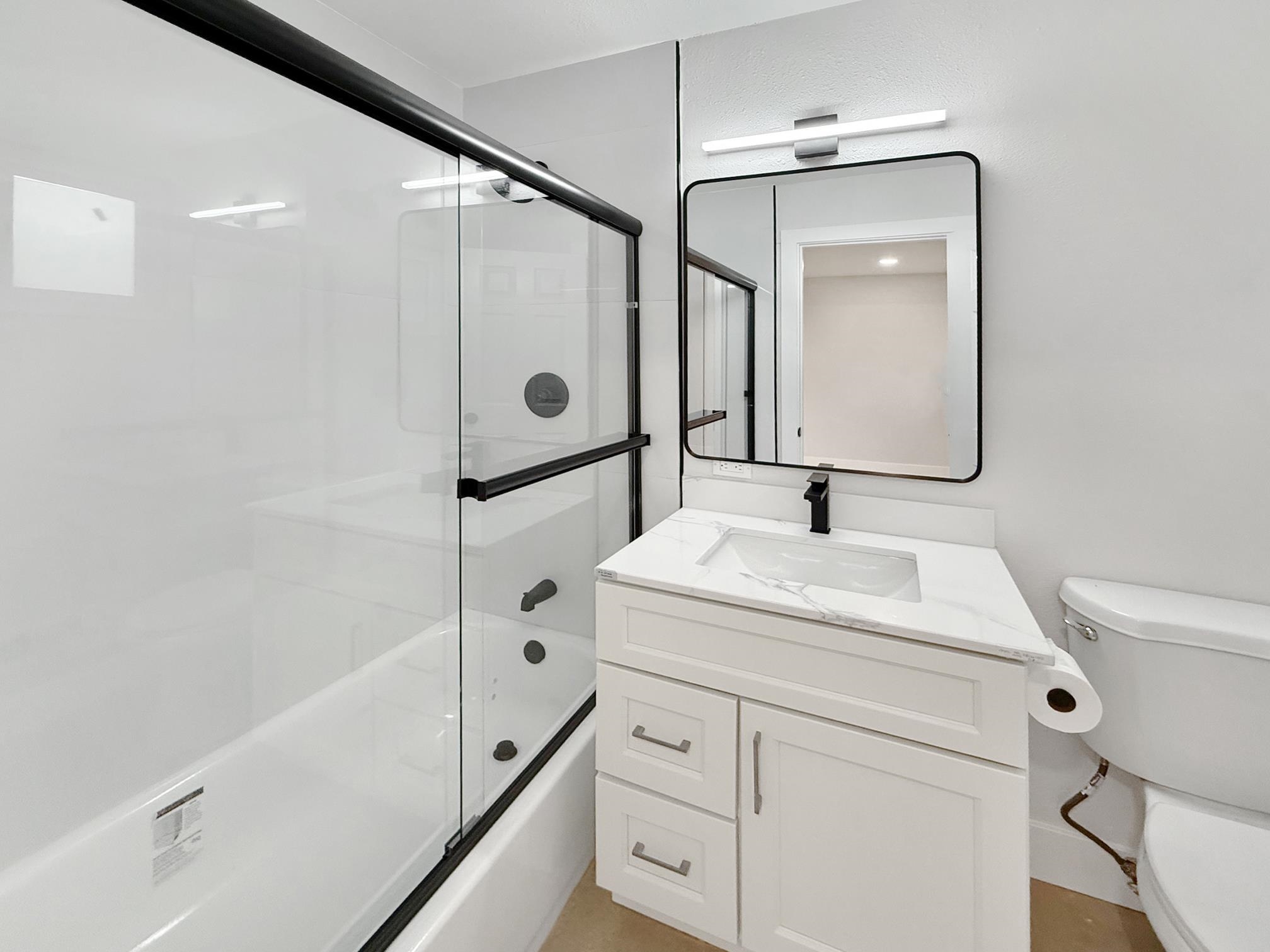 Detail Gallery Image 9 of 13 For 1158 Jensen Cir, Pittsburg,  CA 94565 - 3 Beds | 2 Baths