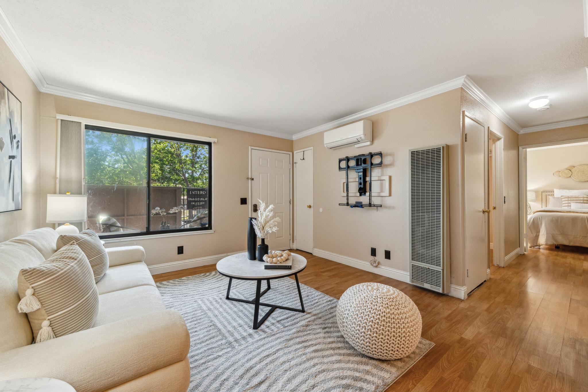 Photo #3: 41119788 Listing: Photo #3