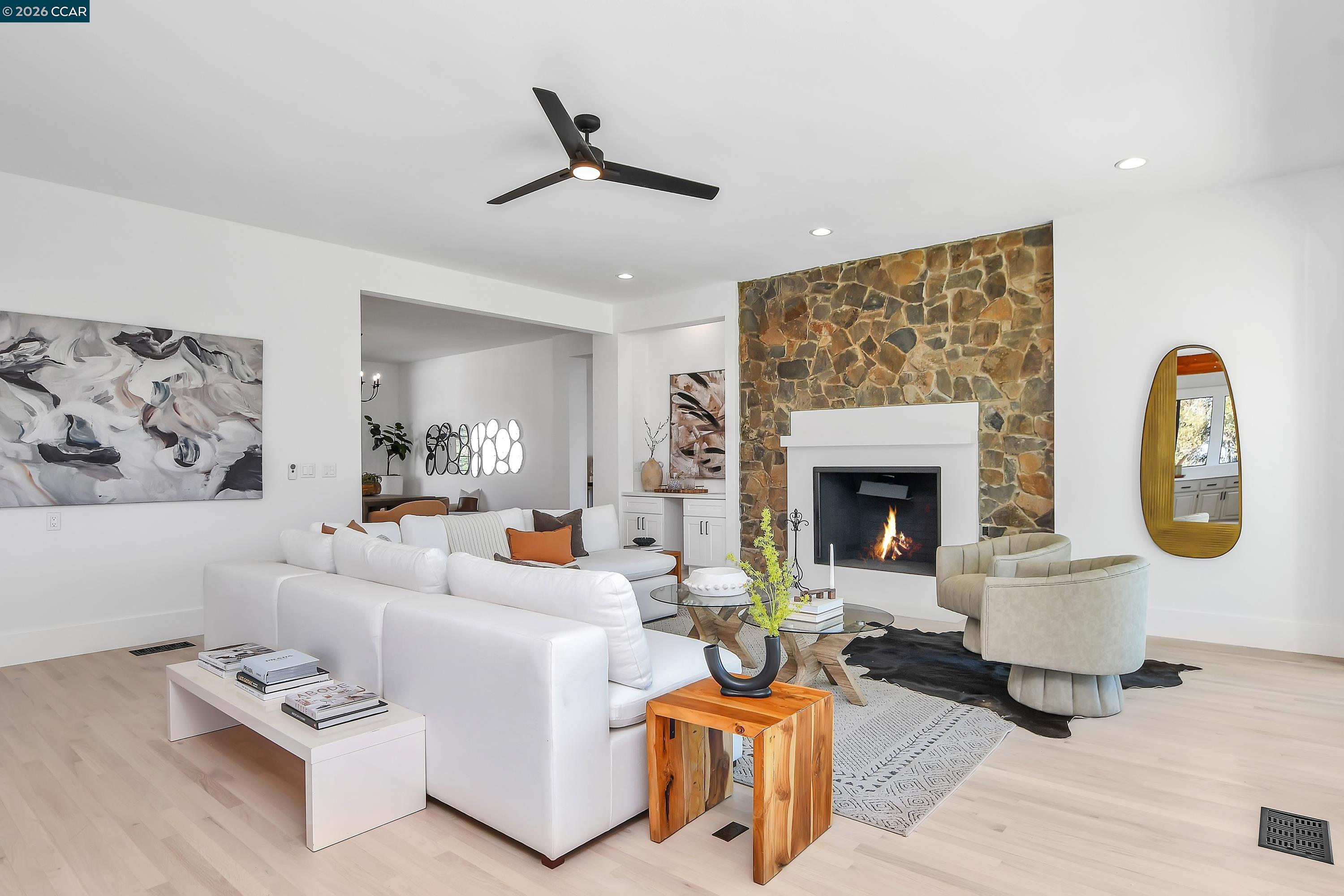 Detail Gallery Image 17 of 60 For 420 Leon Ct, Clayton,  CA 94517 - 4 Beds | 4/1 Baths