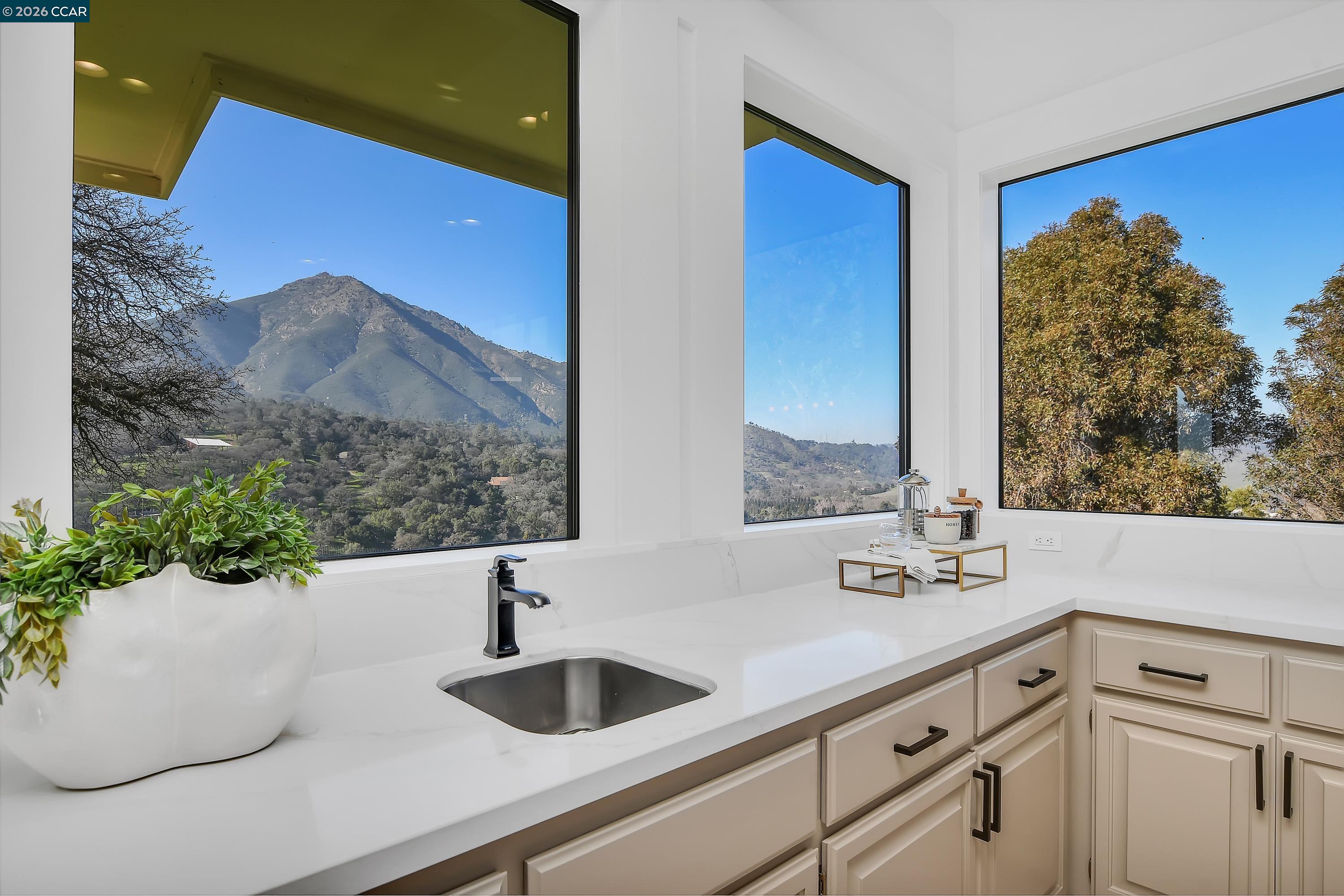 Detail Gallery Image 23 of 60 For 420 Leon Ct, Clayton,  CA 94517 - 4 Beds | 4/1 Baths