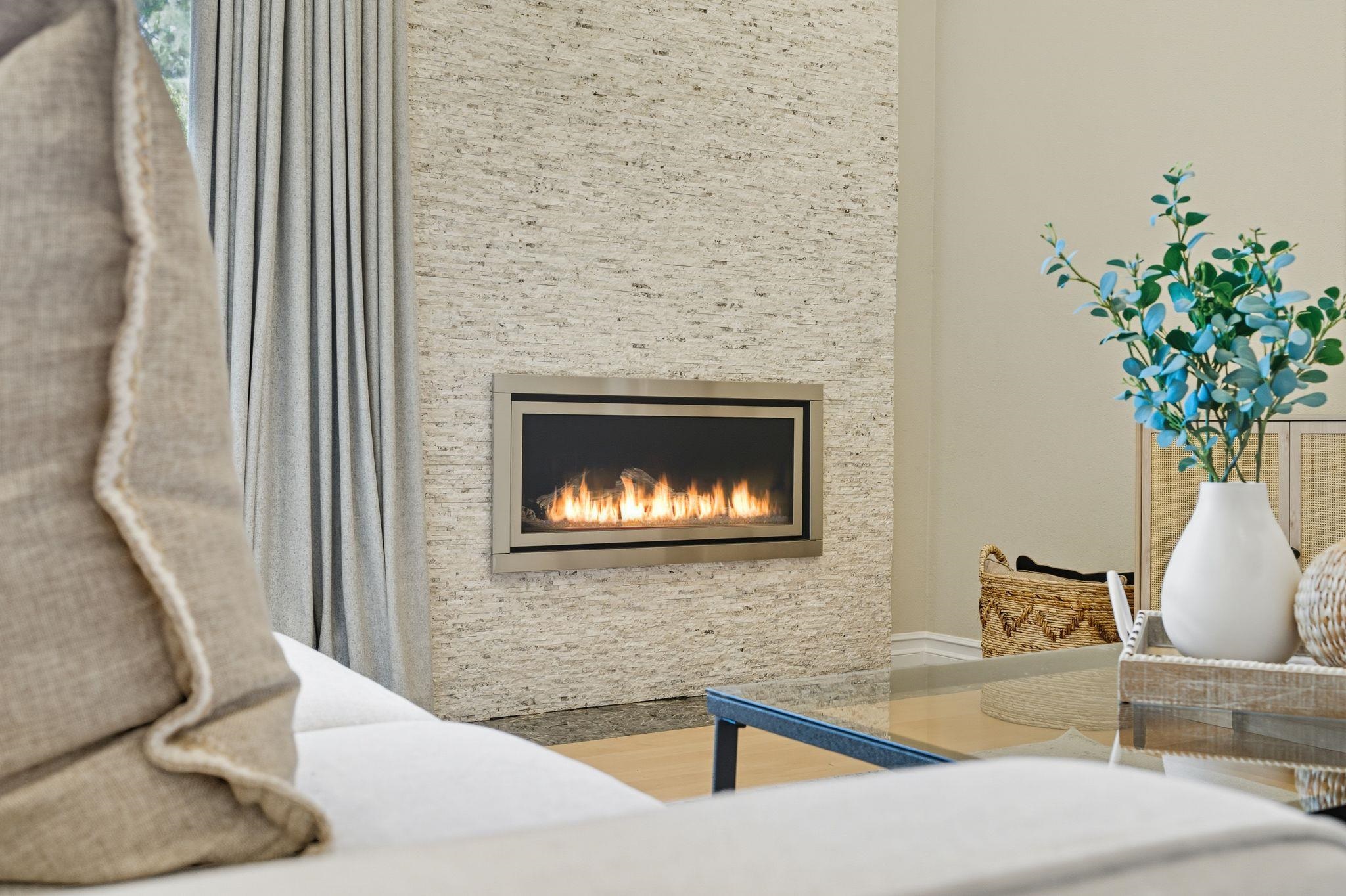 Detail Gallery Image 10 of 31 For 1585 Moraga Way, Moraga,  CA 94556 - 3 Beds | 2/1 Baths