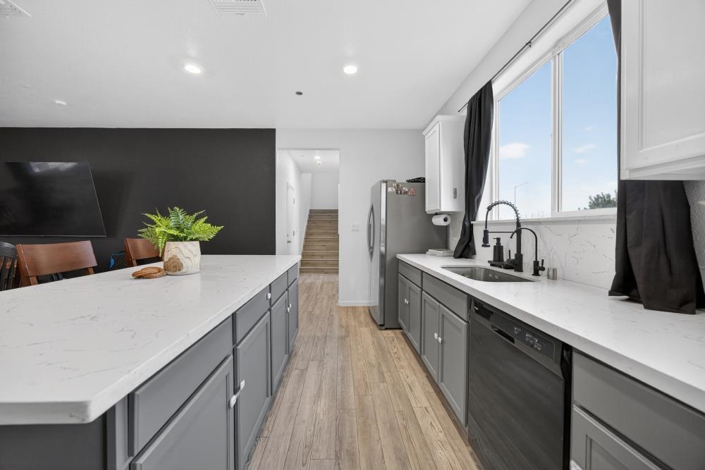 Detail Gallery Image 14 of 44 For 1958 Freedom Way, Rio Vista,  CA 94571 - 4 Beds | 2/1 Baths