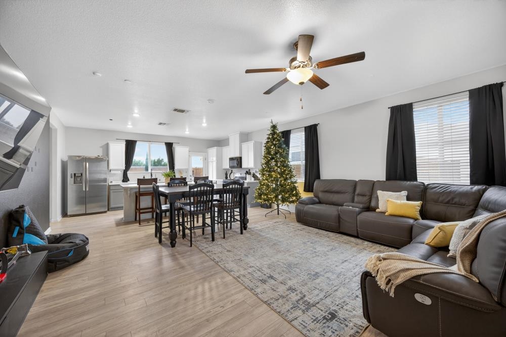 Detail Gallery Image 6 of 44 For 1958 Freedom Way, Rio Vista,  CA 94571 - 4 Beds | 2/1 Baths