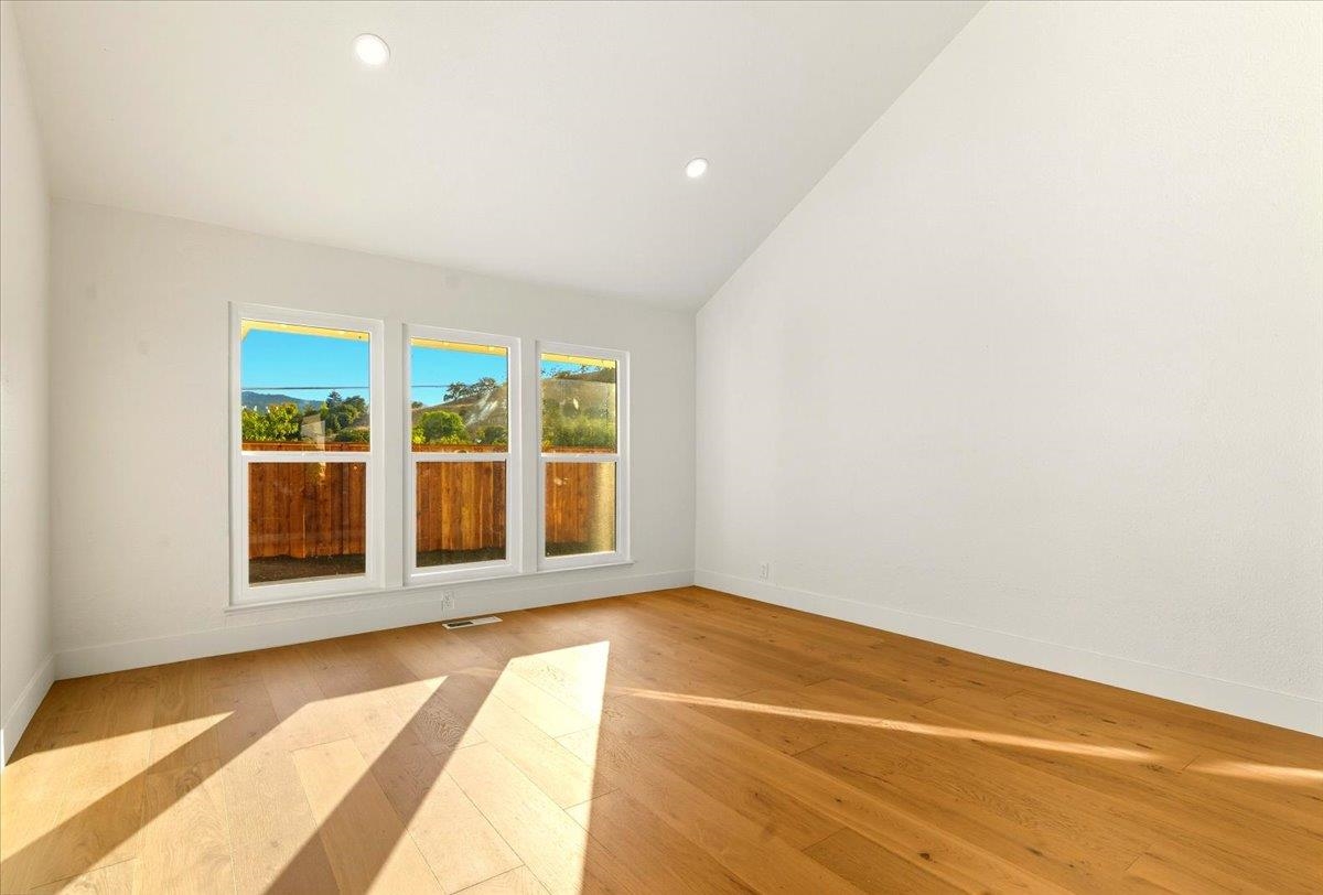 Detail Gallery Image 27 of 29 For 11 Paddock Ct, Pleasant Hill,  CA 94523 - 3 Beds | 2 Baths