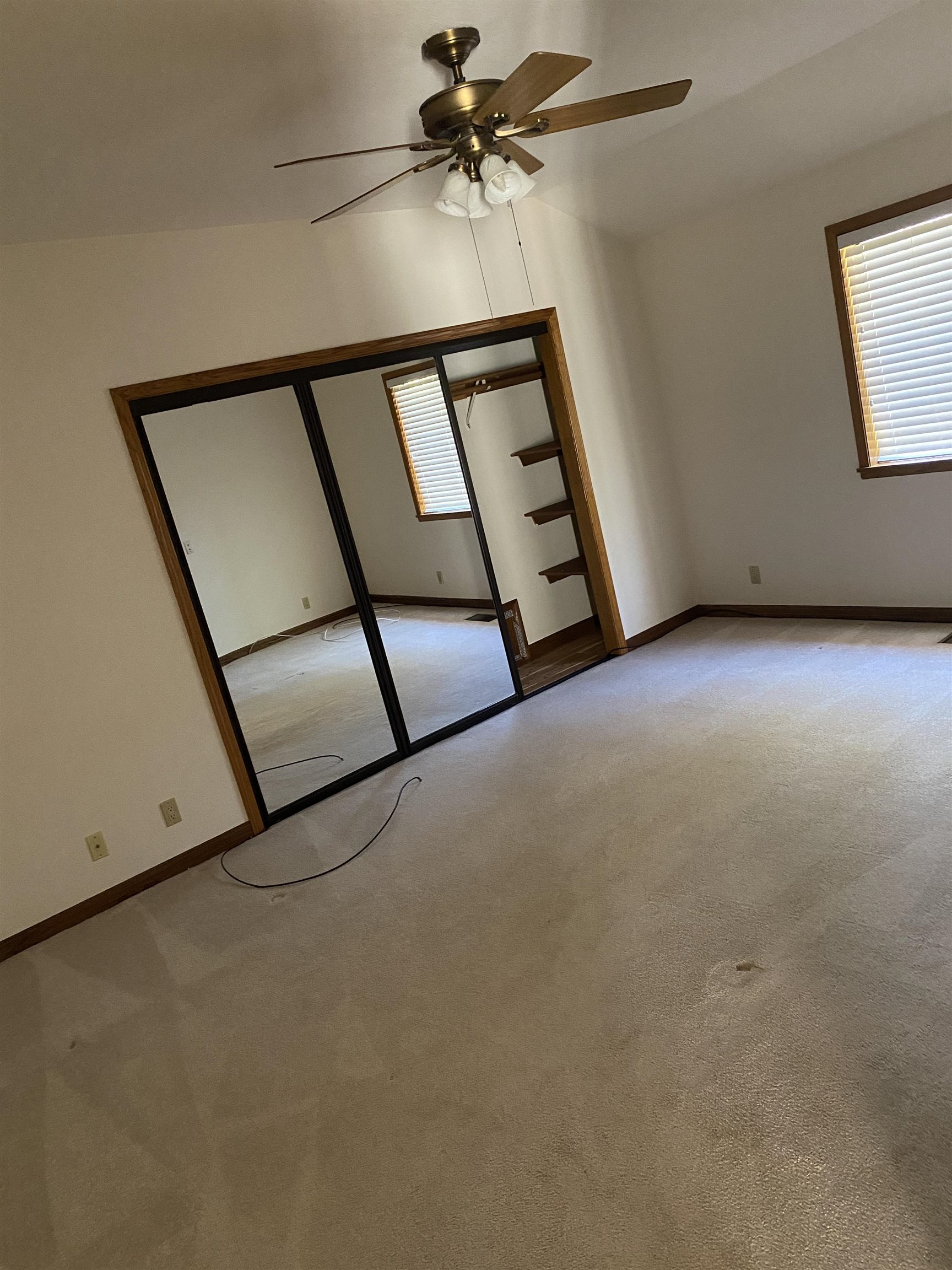 Detail Gallery Image 19 of 38 For 11 Foothill Lane, Pleasanton,  CA 94588 - 4 Beds | 4 Baths