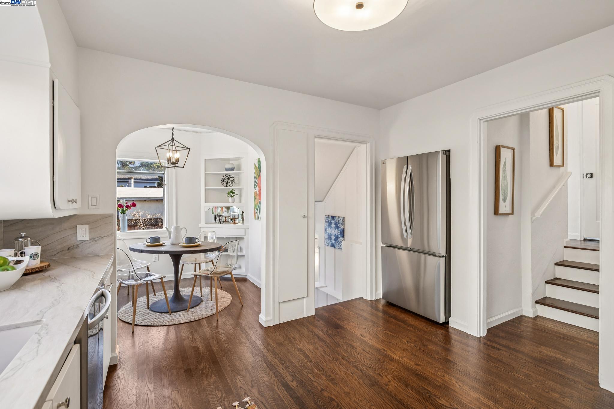 Detail Gallery Image 18 of 58 For 1354 Regent St, Alameda,  CA 94501 - 3 Beds | 2 Baths