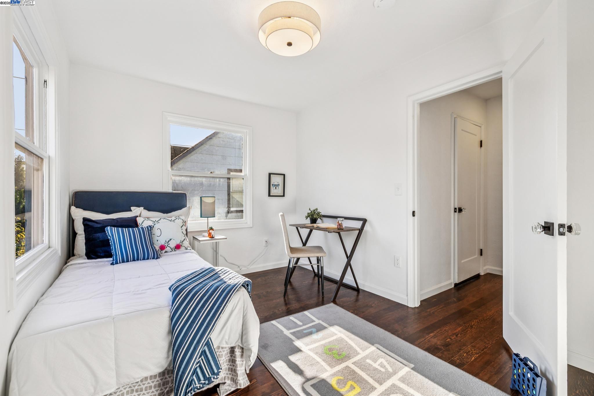 Detail Gallery Image 26 of 58 For 1354 Regent St, Alameda,  CA 94501 - 3 Beds | 2 Baths