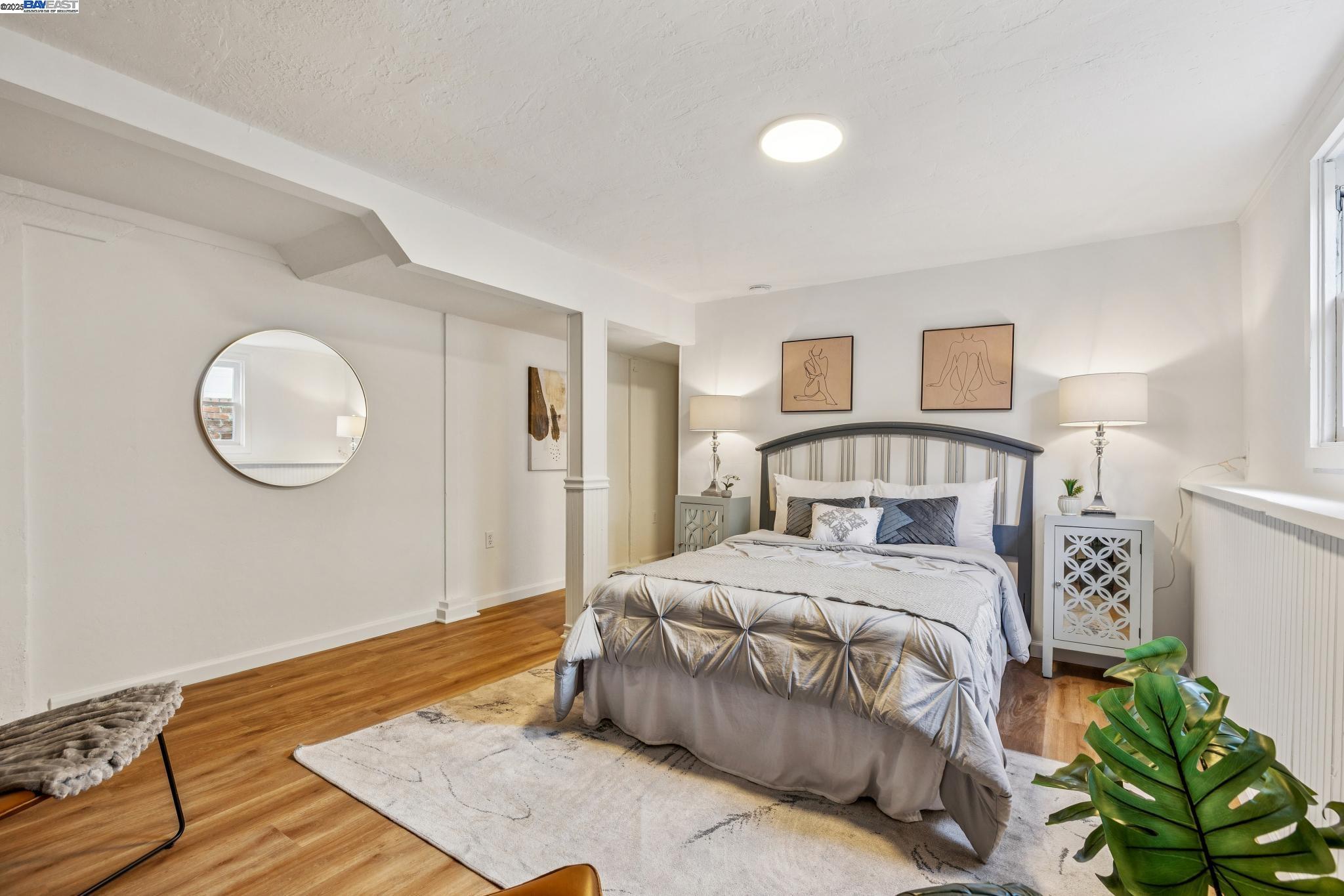 Detail Gallery Image 43 of 58 For 1354 Regent St, Alameda,  CA 94501 - 3 Beds | 2 Baths