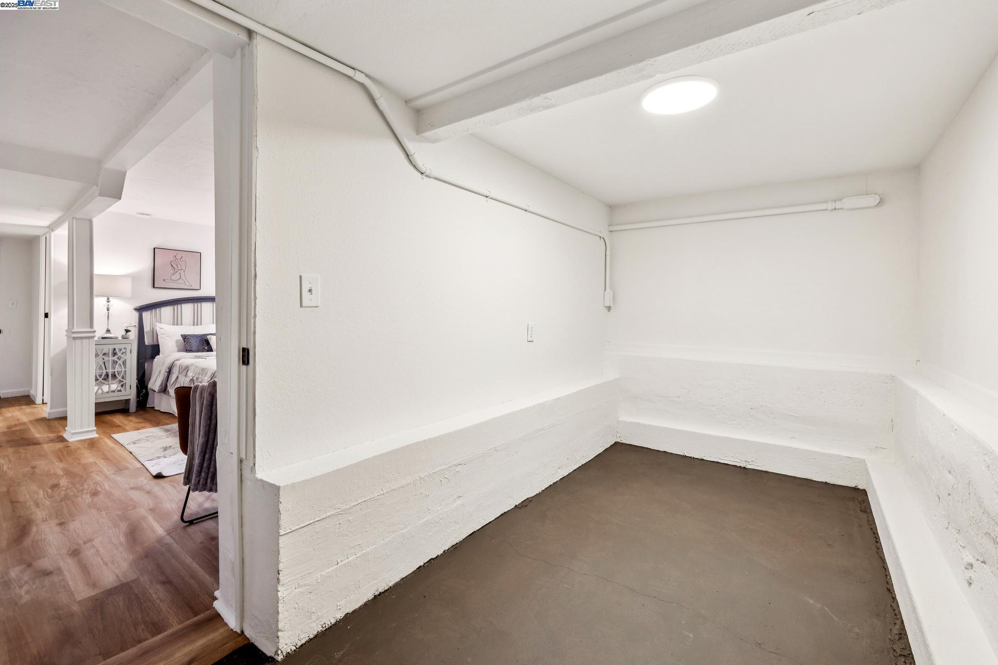 Detail Gallery Image 45 of 58 For 1354 Regent St, Alameda,  CA 94501 - 3 Beds | 2 Baths