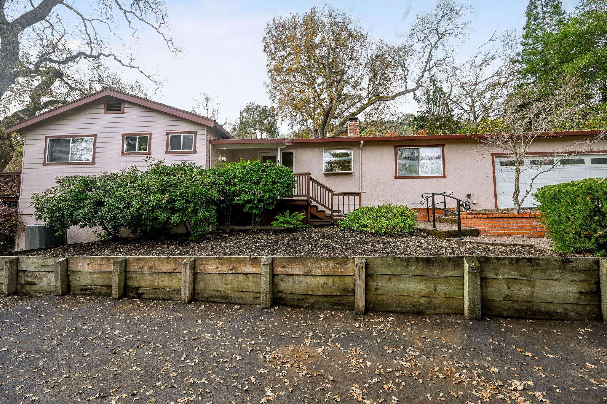 Detail Gallery Image 3 of 28 For 66 Vista Lane, Alamo,  CA 94507-2637 - 3 Beds | 2 Baths