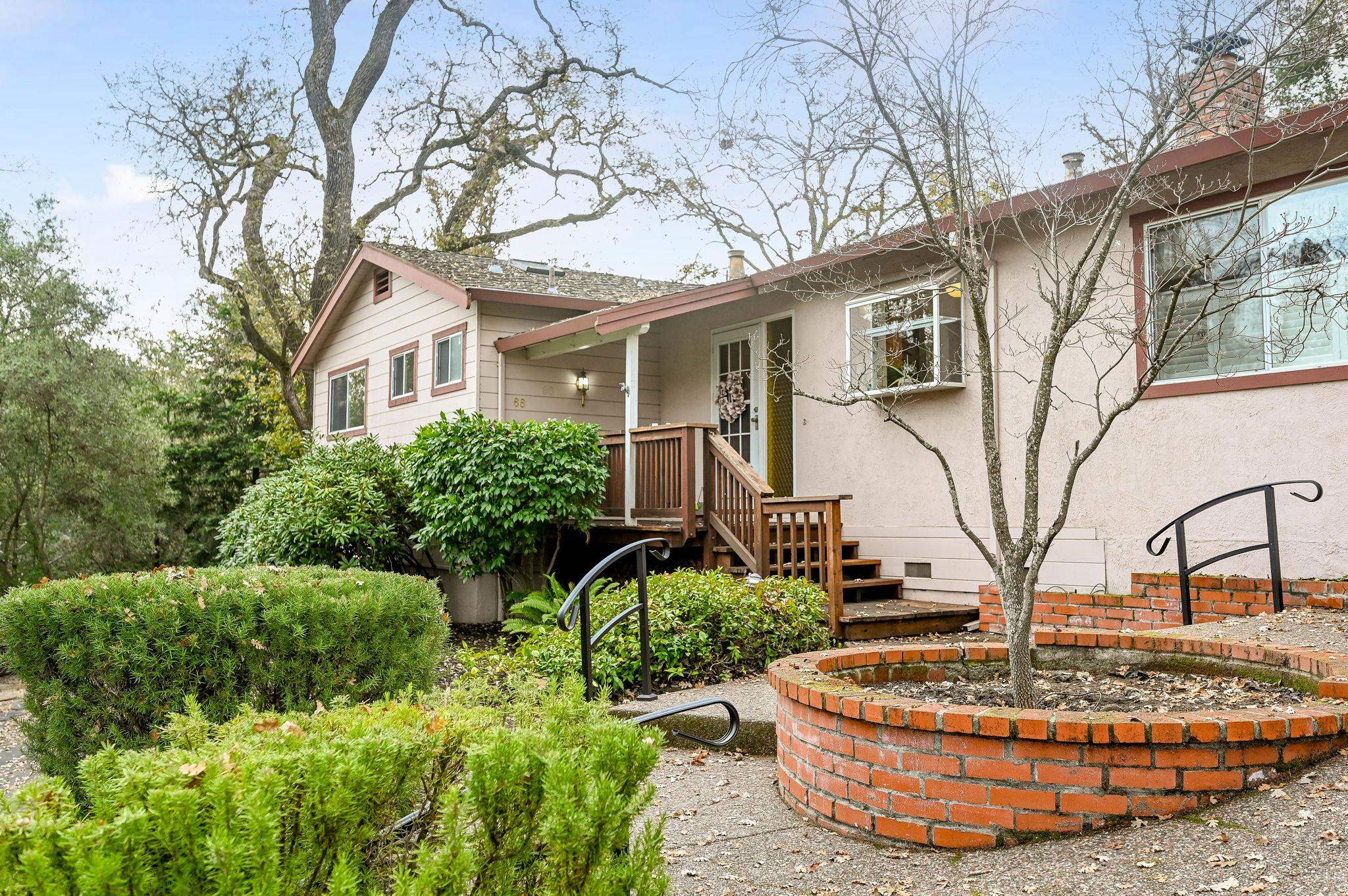 Detail Gallery Image 4 of 28 For 66 Vista Lane, Alamo,  CA 94507-2637 - 3 Beds | 2 Baths