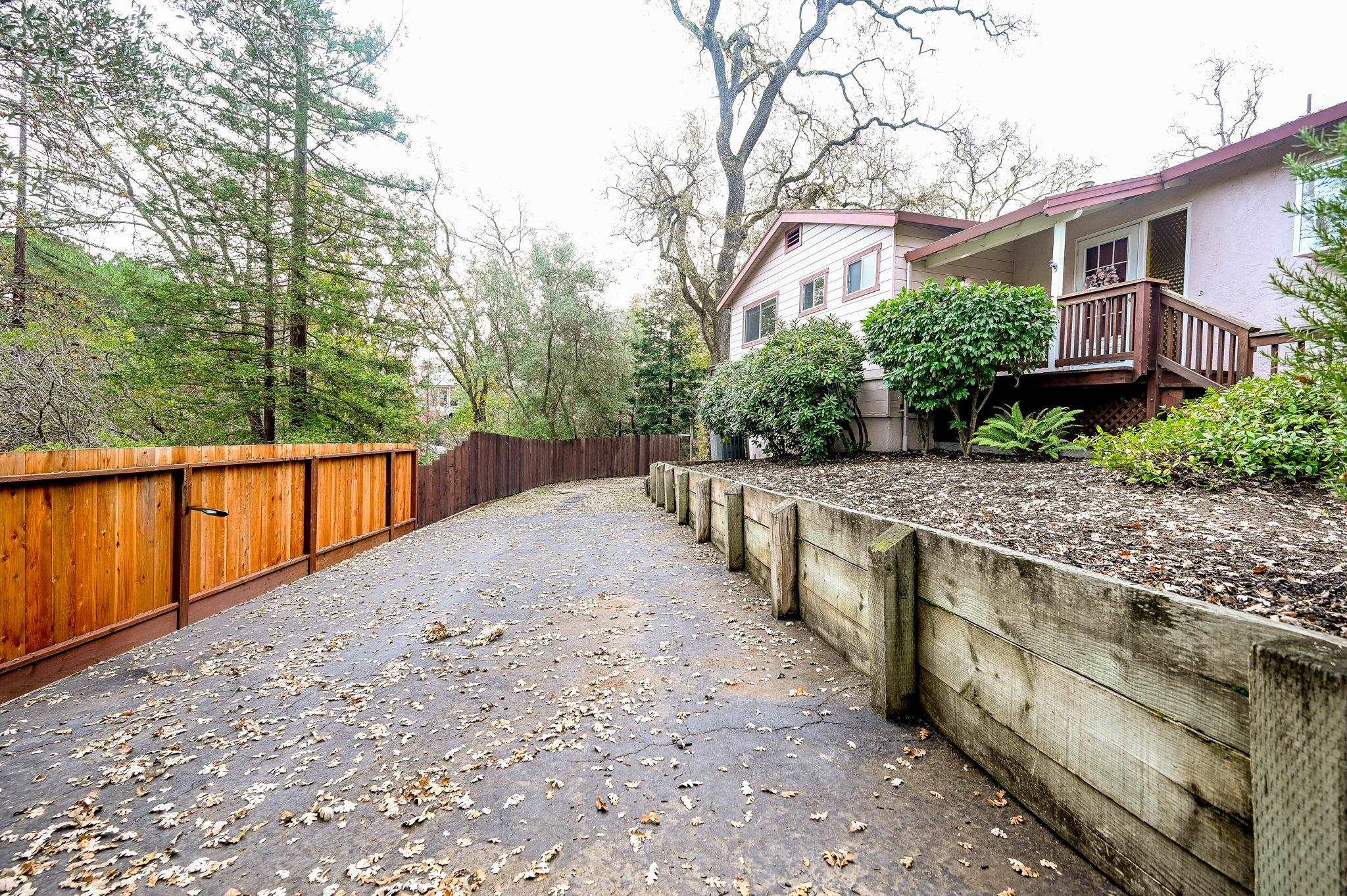 Detail Gallery Image 6 of 28 For 66 Vista Lane, Alamo,  CA 94507-2637 - 3 Beds | 2 Baths