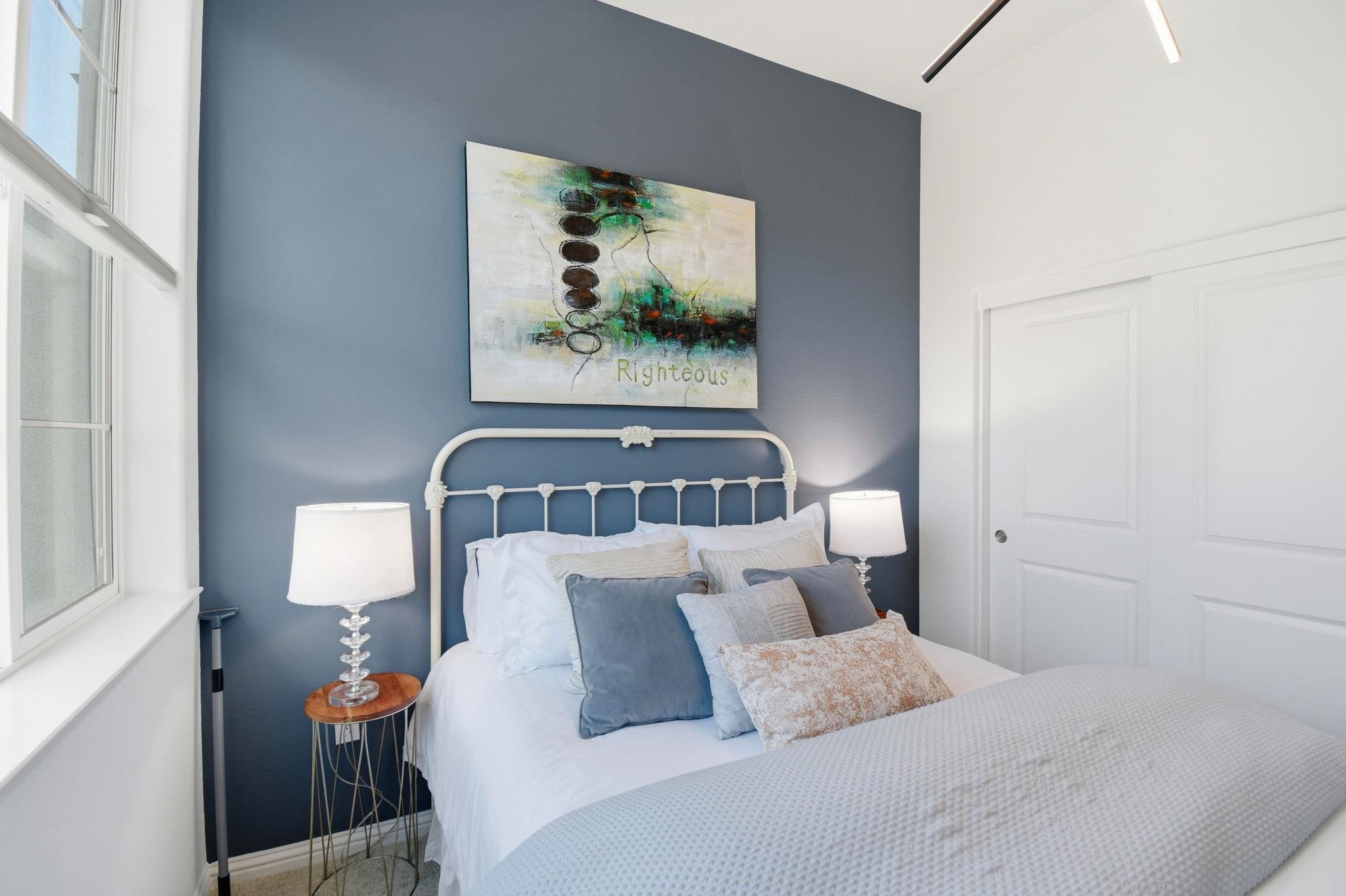 Detail Gallery Image 21 of 36 For 2878 Derbyline Ln, Alameda,  CA 94501 - 2 Beds | 1/1 Baths