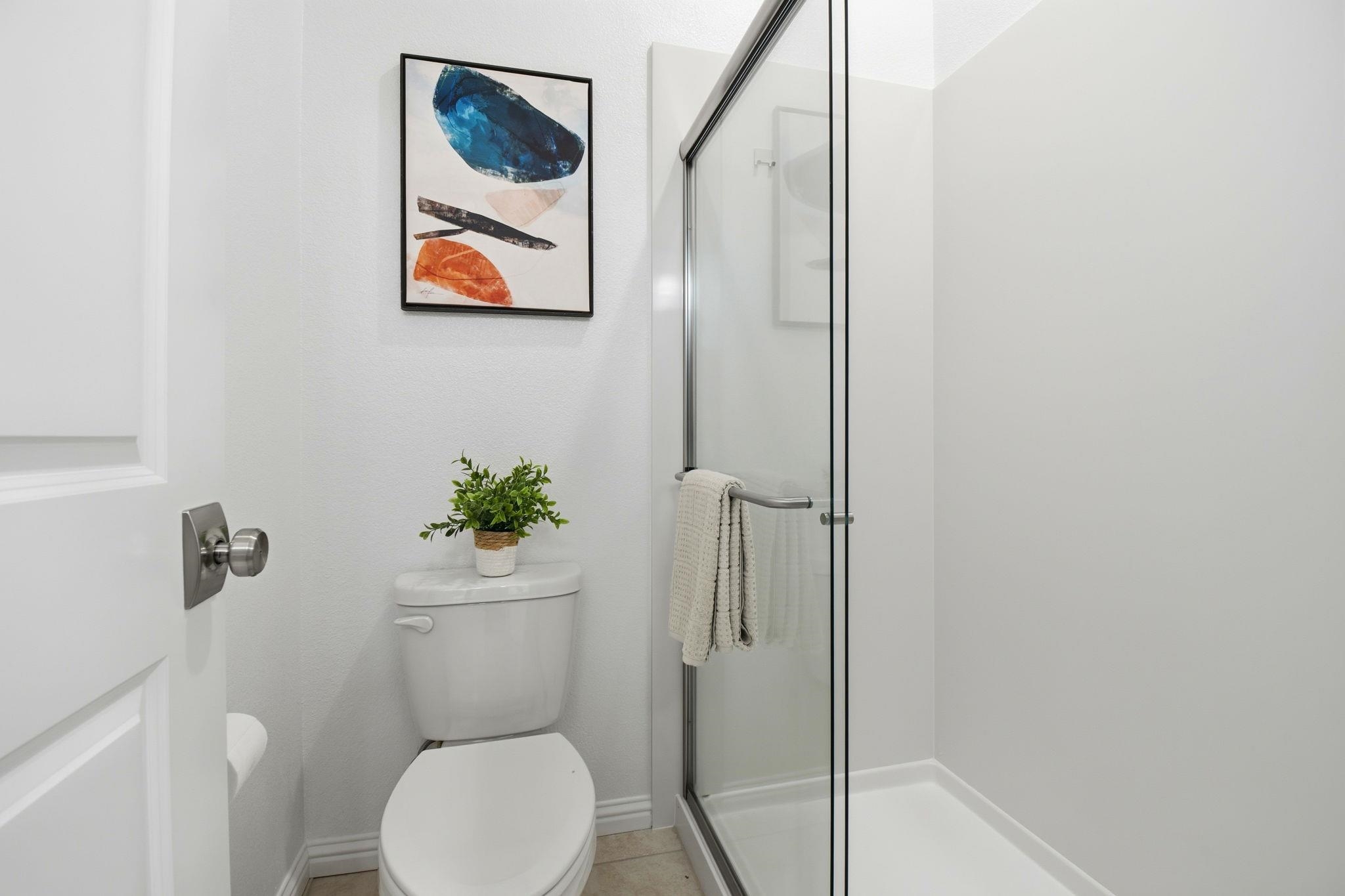 Detail Gallery Image 24 of 36 For 2878 Derbyline Ln, Alameda,  CA 94501 - 2 Beds | 1/1 Baths