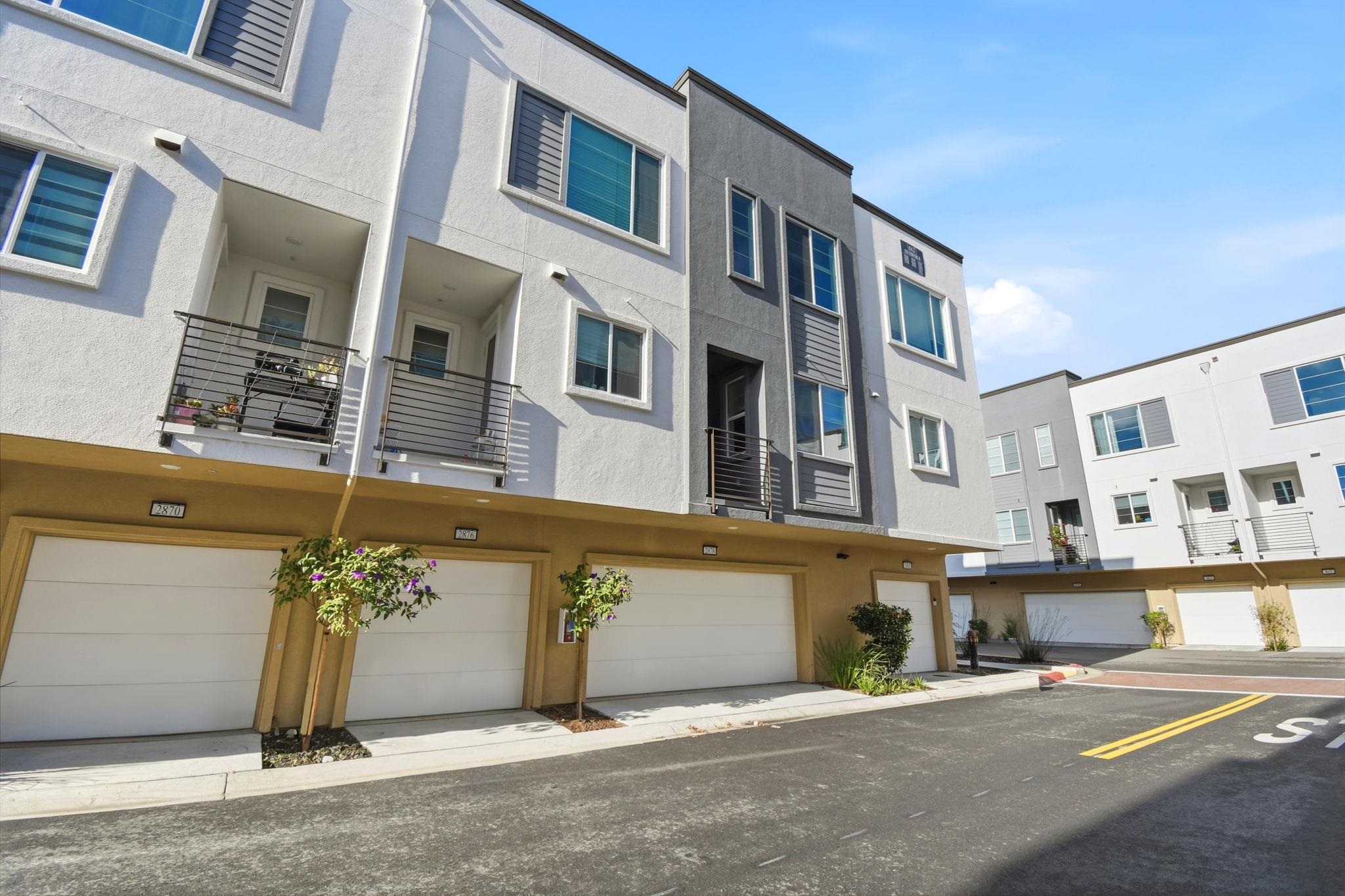 Detail Gallery Image 34 of 36 For 2878 Derbyline Ln, Alameda,  CA 94501 - 2 Beds | 1/1 Baths