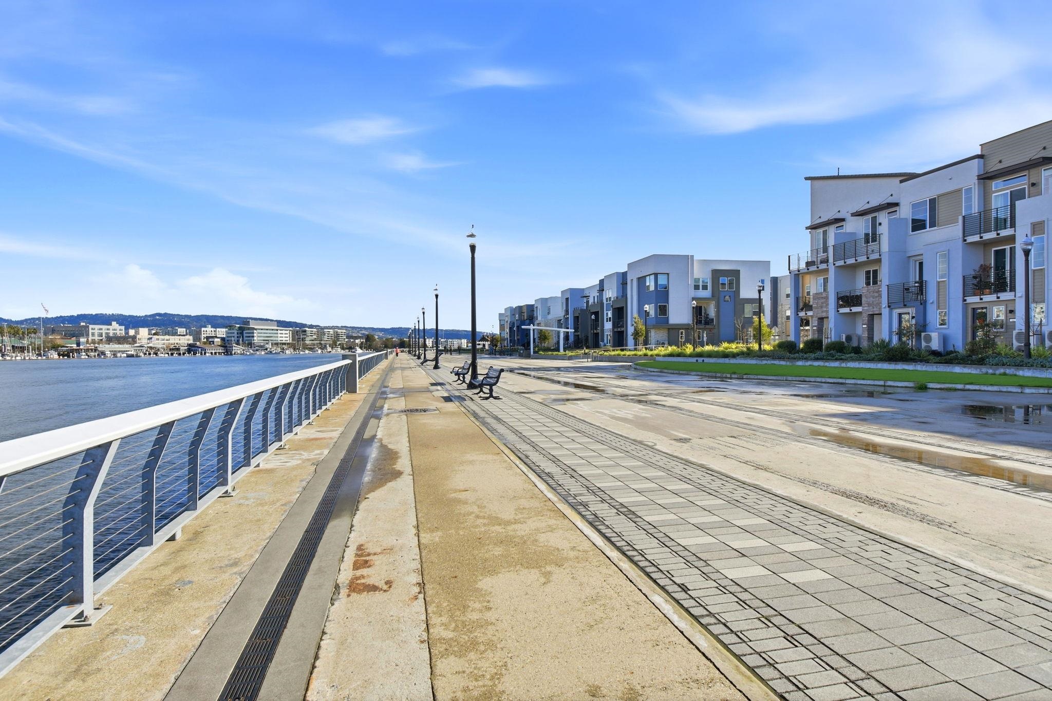 Detail Gallery Image 35 of 36 For 2878 Derbyline Ln, Alameda,  CA 94501 - 2 Beds | 1/1 Baths