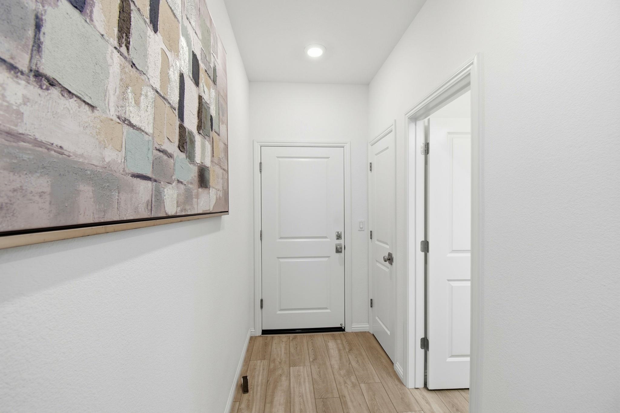 Detail Gallery Image 5 of 36 For 2878 Derbyline Ln, Alameda,  CA 94501 - 2 Beds | 1/1 Baths