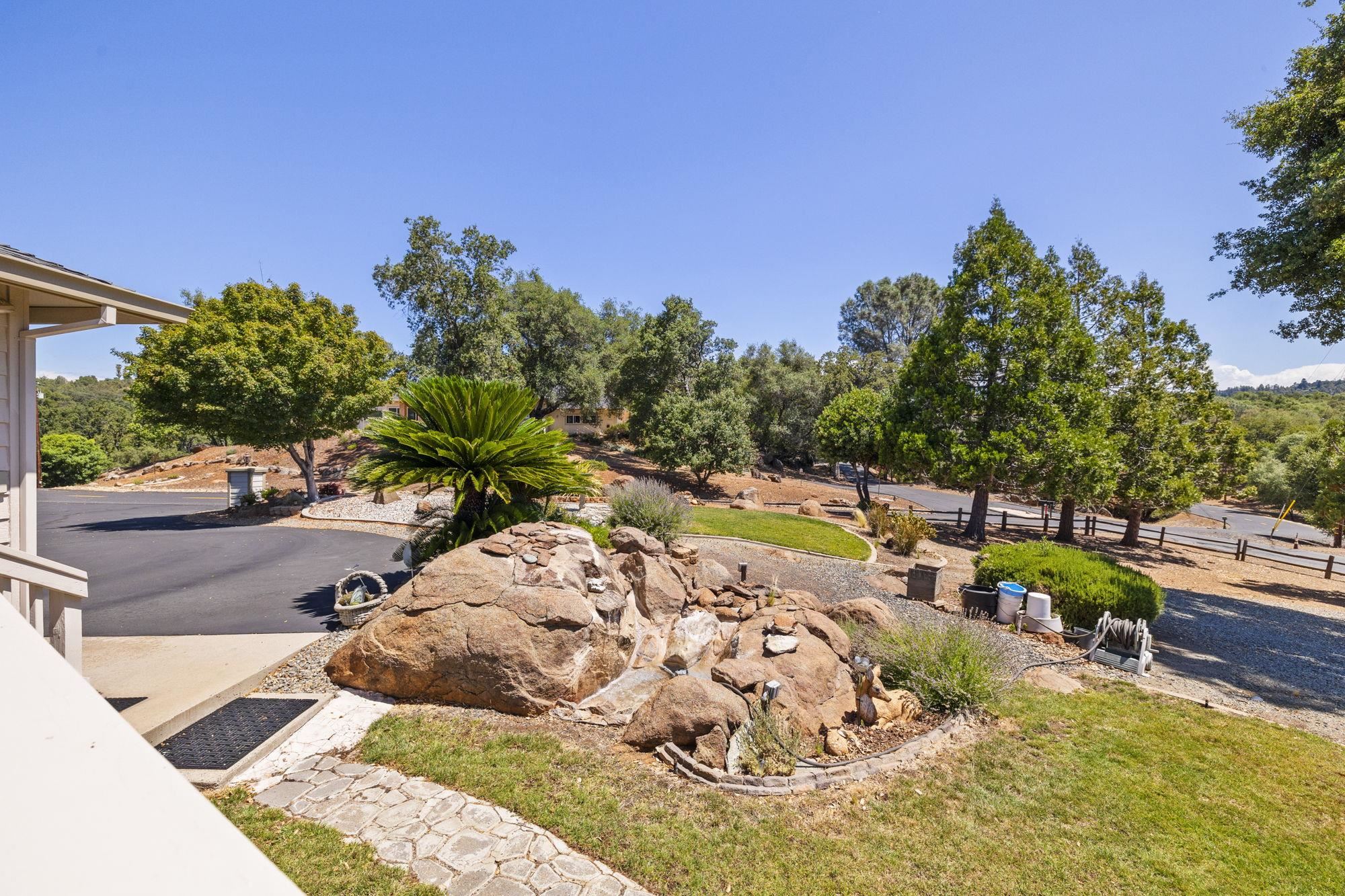 Detail Gallery Image 12 of 60 For 15595 Curtis Cir, Sonora,  CA 95370 - 3 Beds | 2/1 Baths