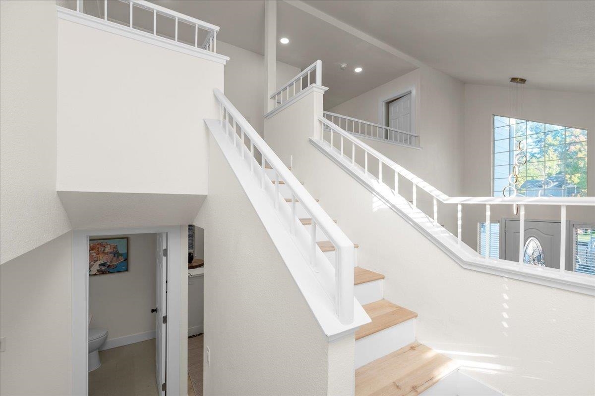 Detail Gallery Image 19 of 38 For 7212 Tiant Way, Elk Grove,  CA 95758 - 4 Beds | 2/1 Baths