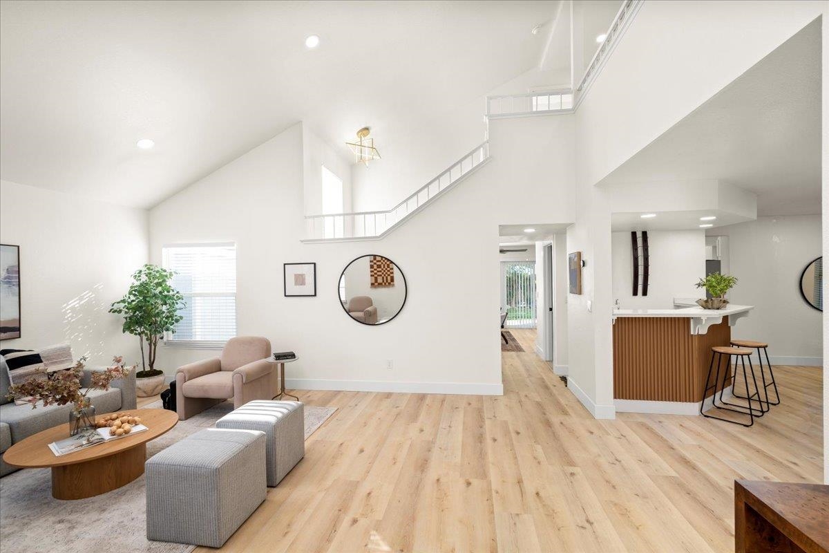 Detail Gallery Image 6 of 38 For 7212 Tiant Way, Elk Grove,  CA 95758 - 4 Beds | 2/1 Baths