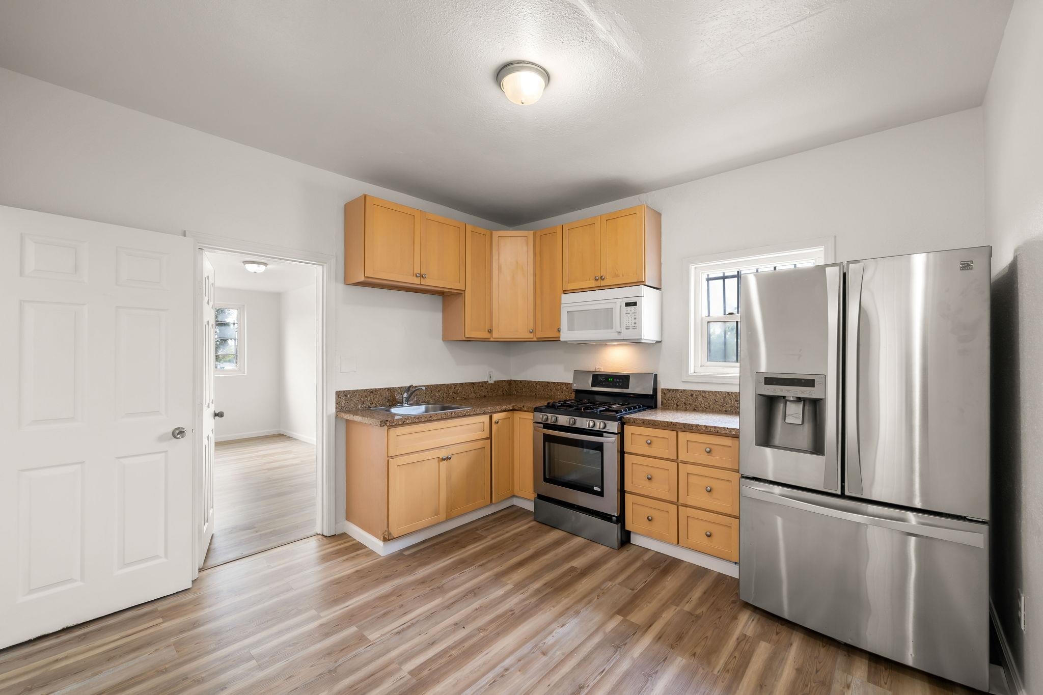 Detail Gallery Image 16 of 24 For 400 Bissell, Richmond,  CA 94801 - 4 Beds | 2 Baths