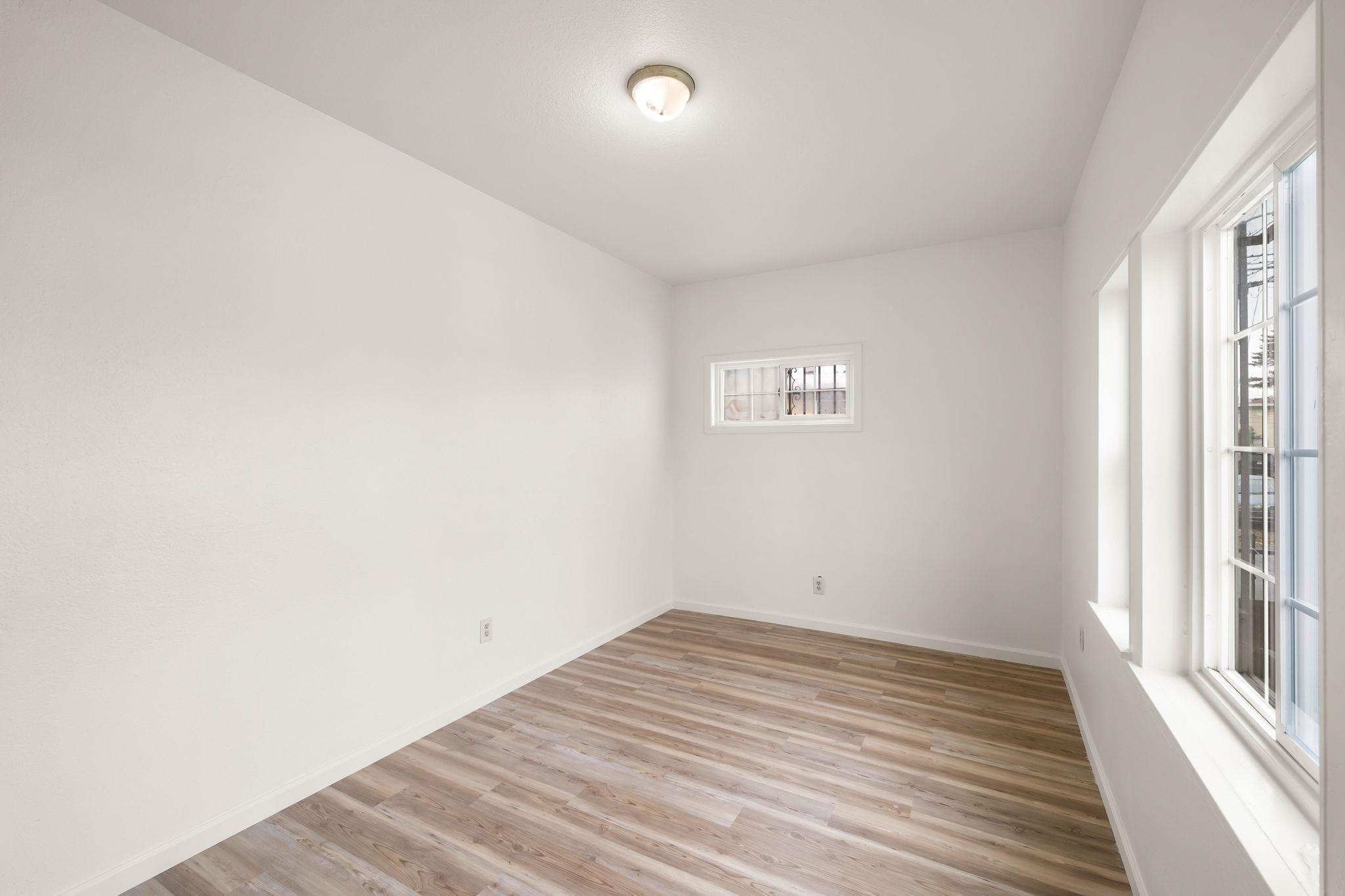 Detail Gallery Image 3 of 24 For 400 Bissell, Richmond,  CA 94801 - 4 Beds | 2 Baths