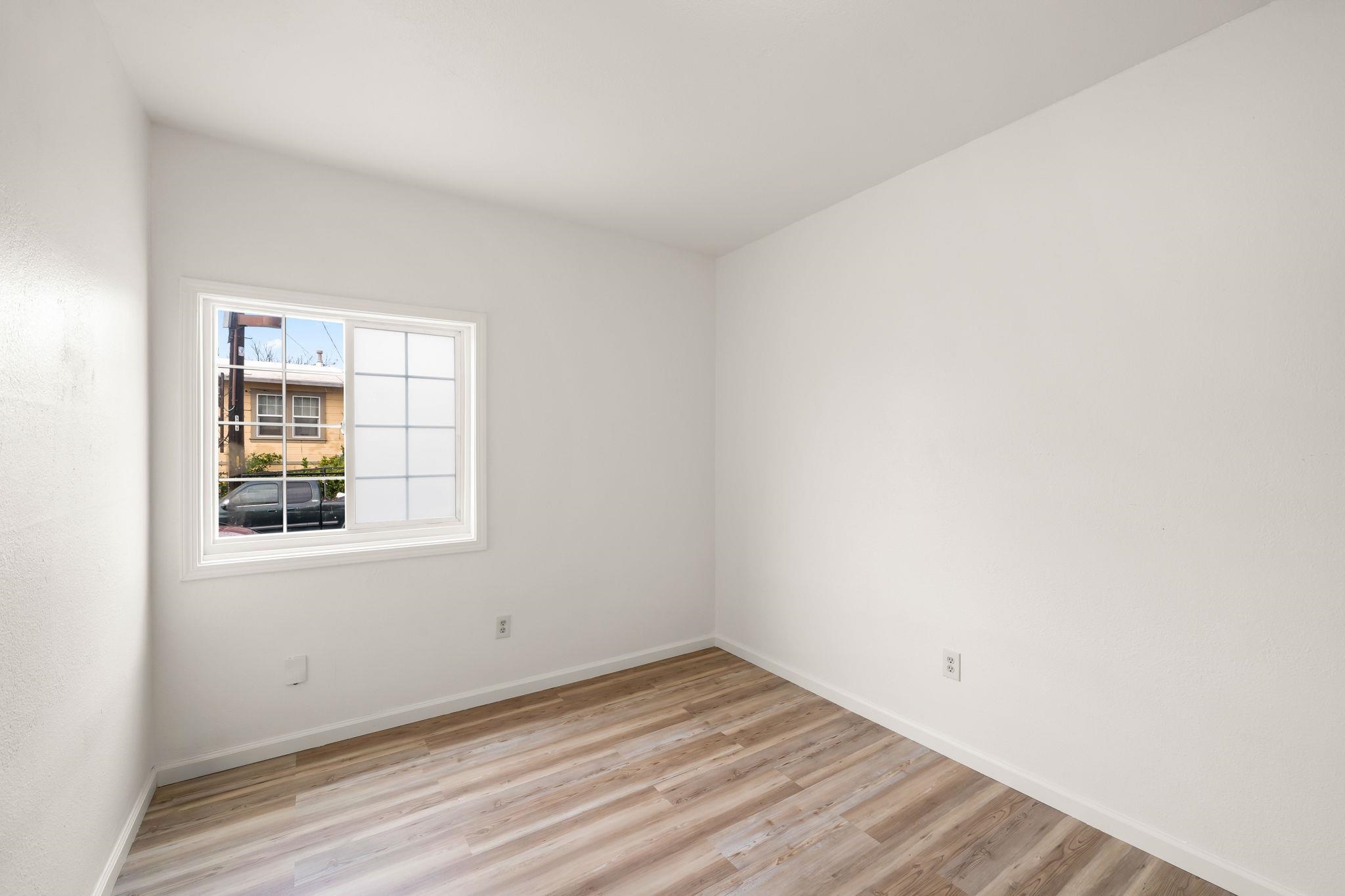 Detail Gallery Image 5 of 24 For 400 Bissell, Richmond,  CA 94801 - 4 Beds | 2 Baths