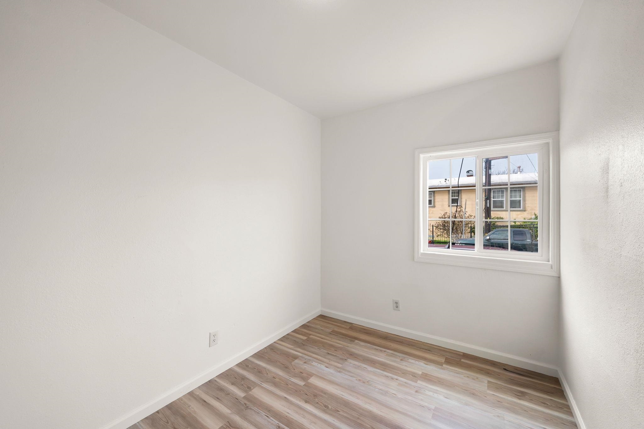 Detail Gallery Image 9 of 24 For 400 Bissell, Richmond,  CA 94801 - 4 Beds | 2 Baths