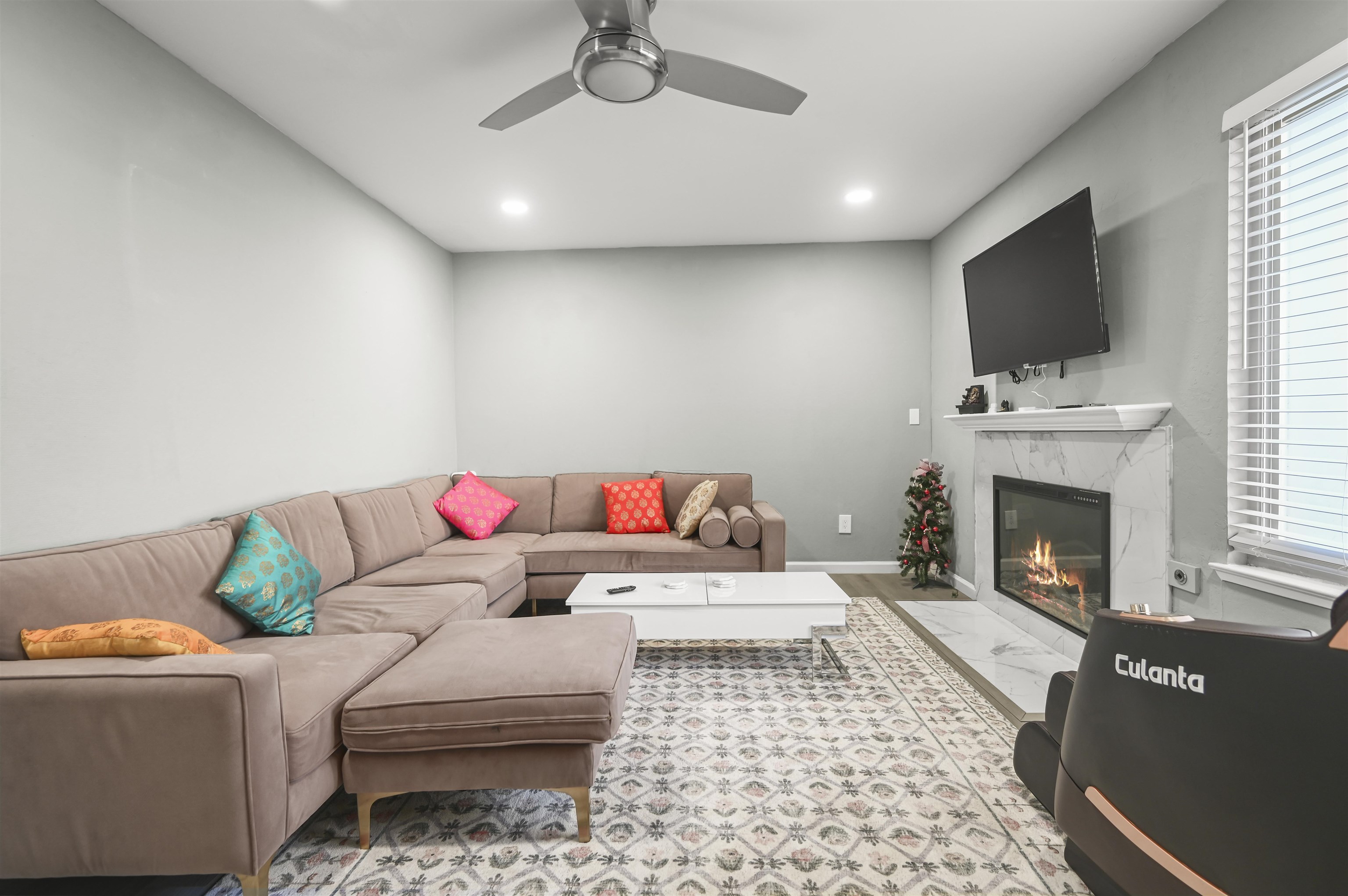 Photo #3: 41119819 Listing: Photo #3