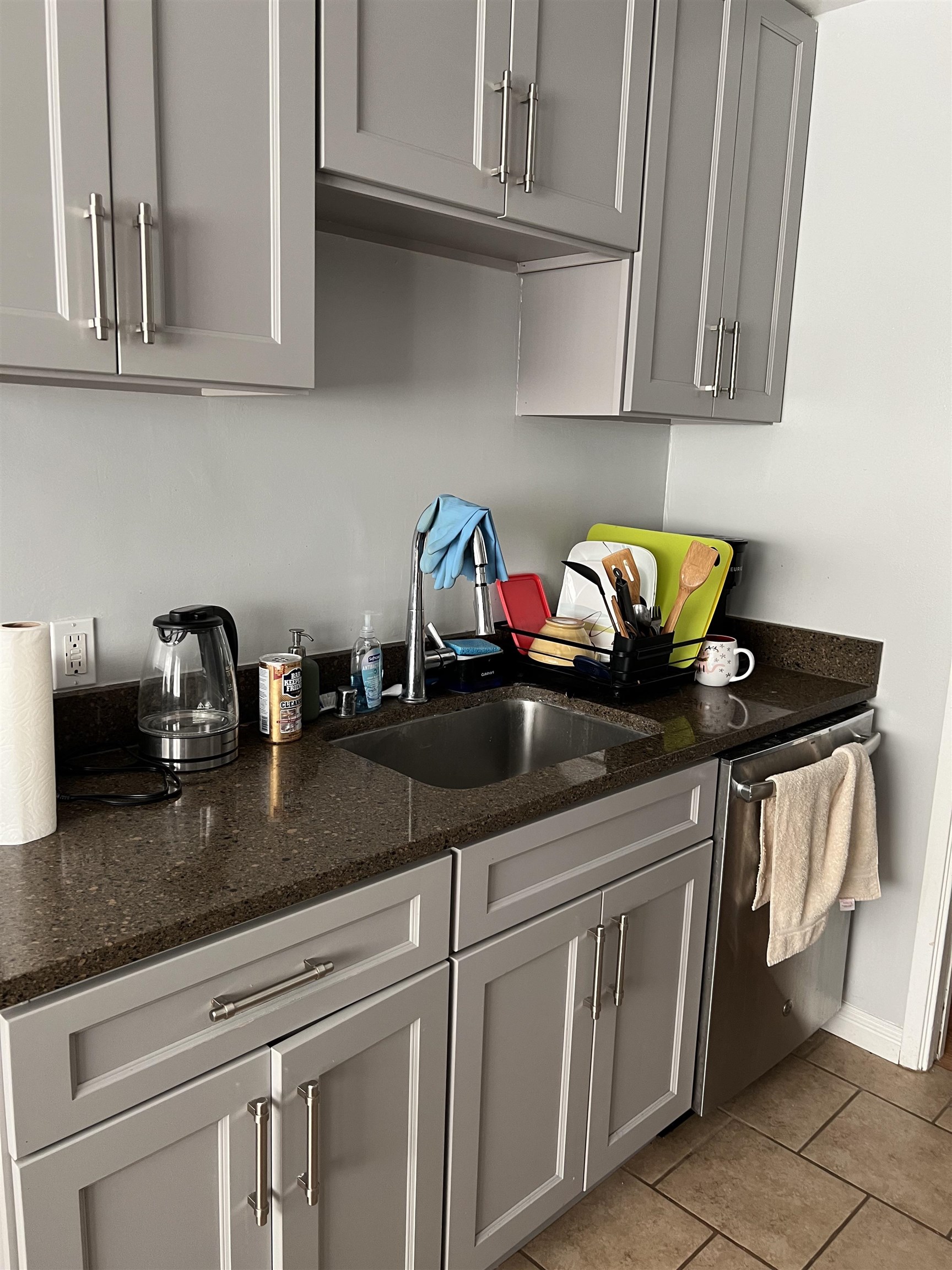 Detail Gallery Image 8 of 8 For 2636 Warring St #104,  Berkeley,  CA 94704 - 2 Beds | 1 Baths