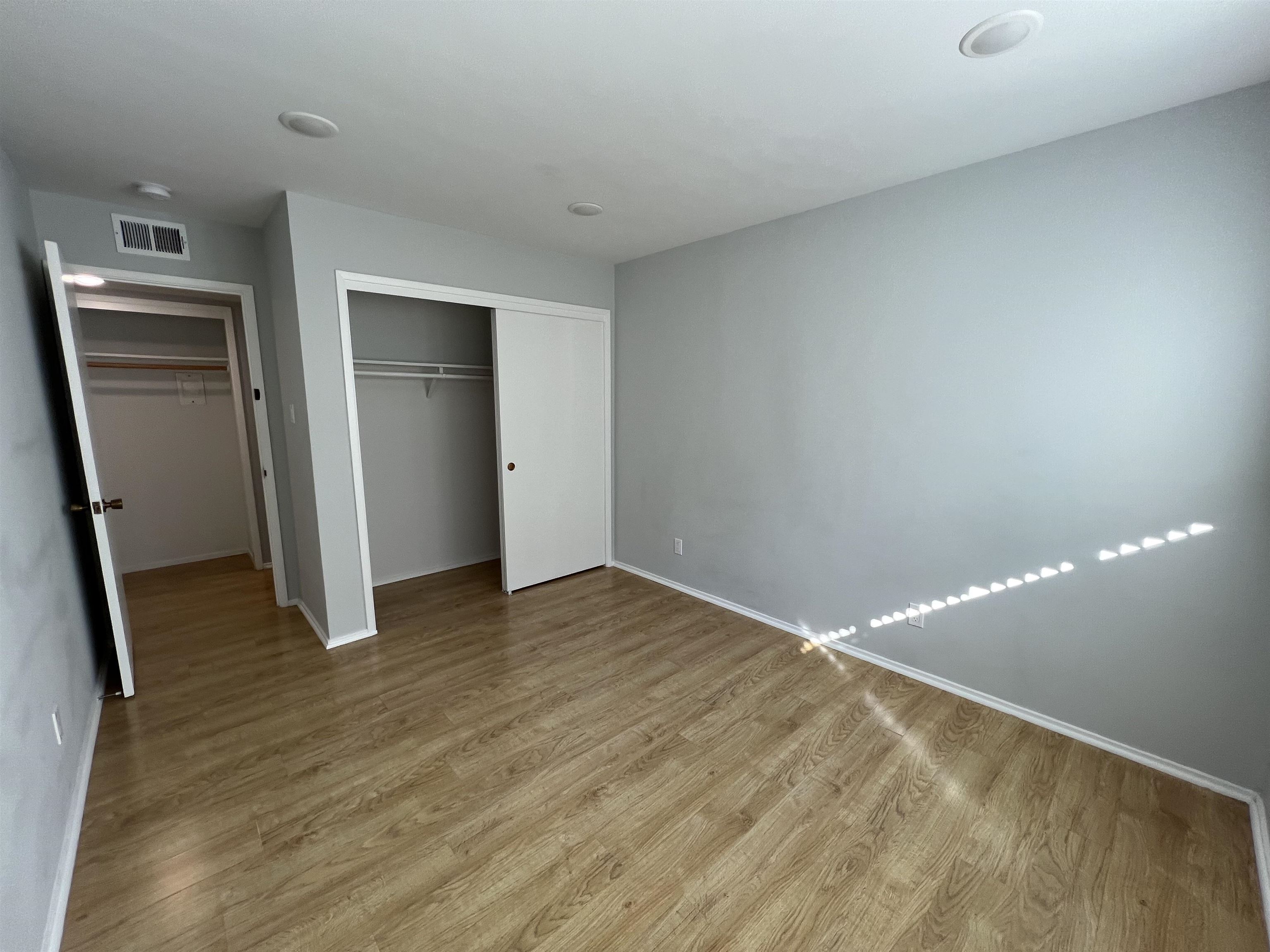 Detail Gallery Image 5 of 10 For 2636 Warring St #204,  Berkeley,  CA 94704 - 2 Beds | 1 Baths