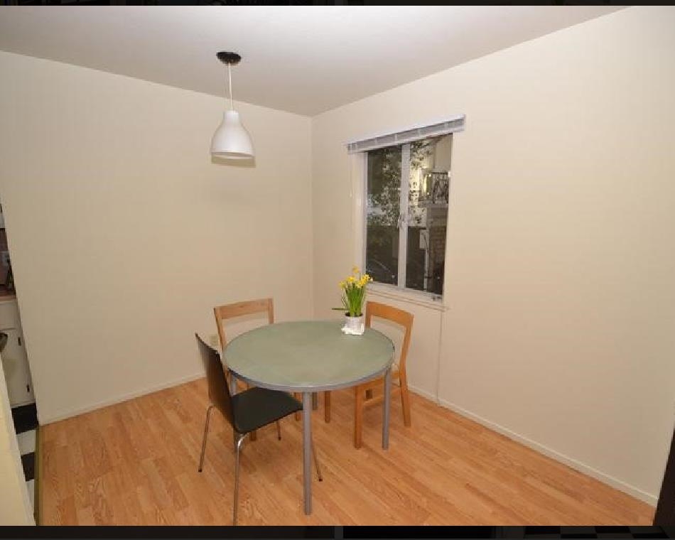 Detail Gallery Image 2 of 8 For 2636 Warring St #103,  Berkeley,  CA 94704 - 1 Beds | 1 Baths