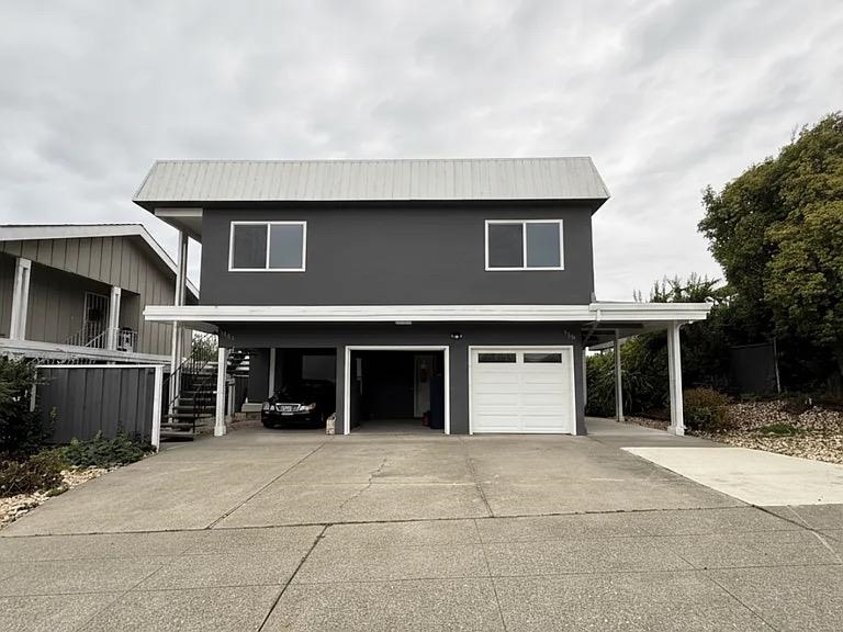 Front Image Thumbnail for CC41119828