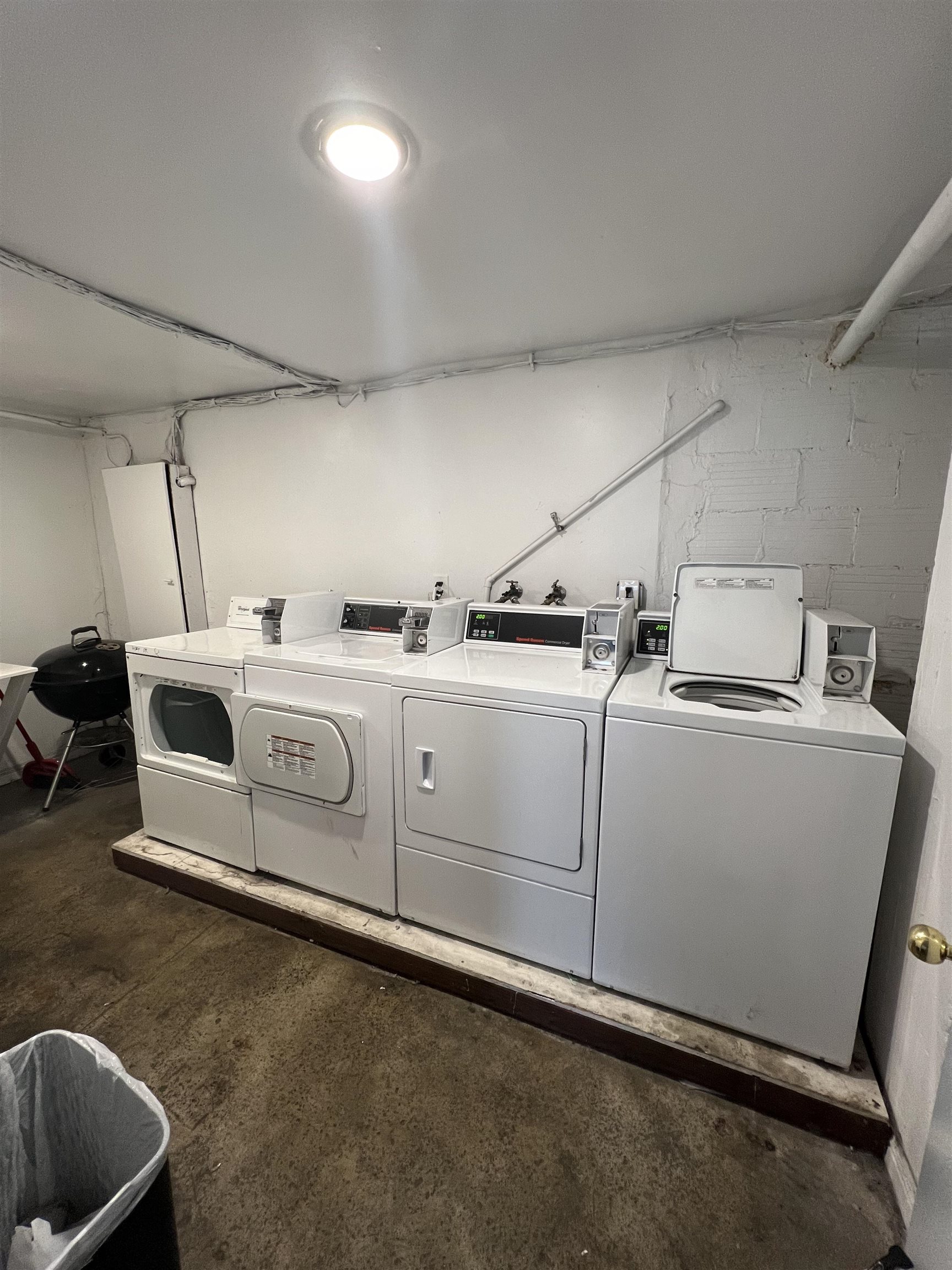 Detail Gallery Image 5 of 6 For 1846 Spruce St #5,  Berkeley,  CA 94709-1859 - 1 Beds | 1 Baths