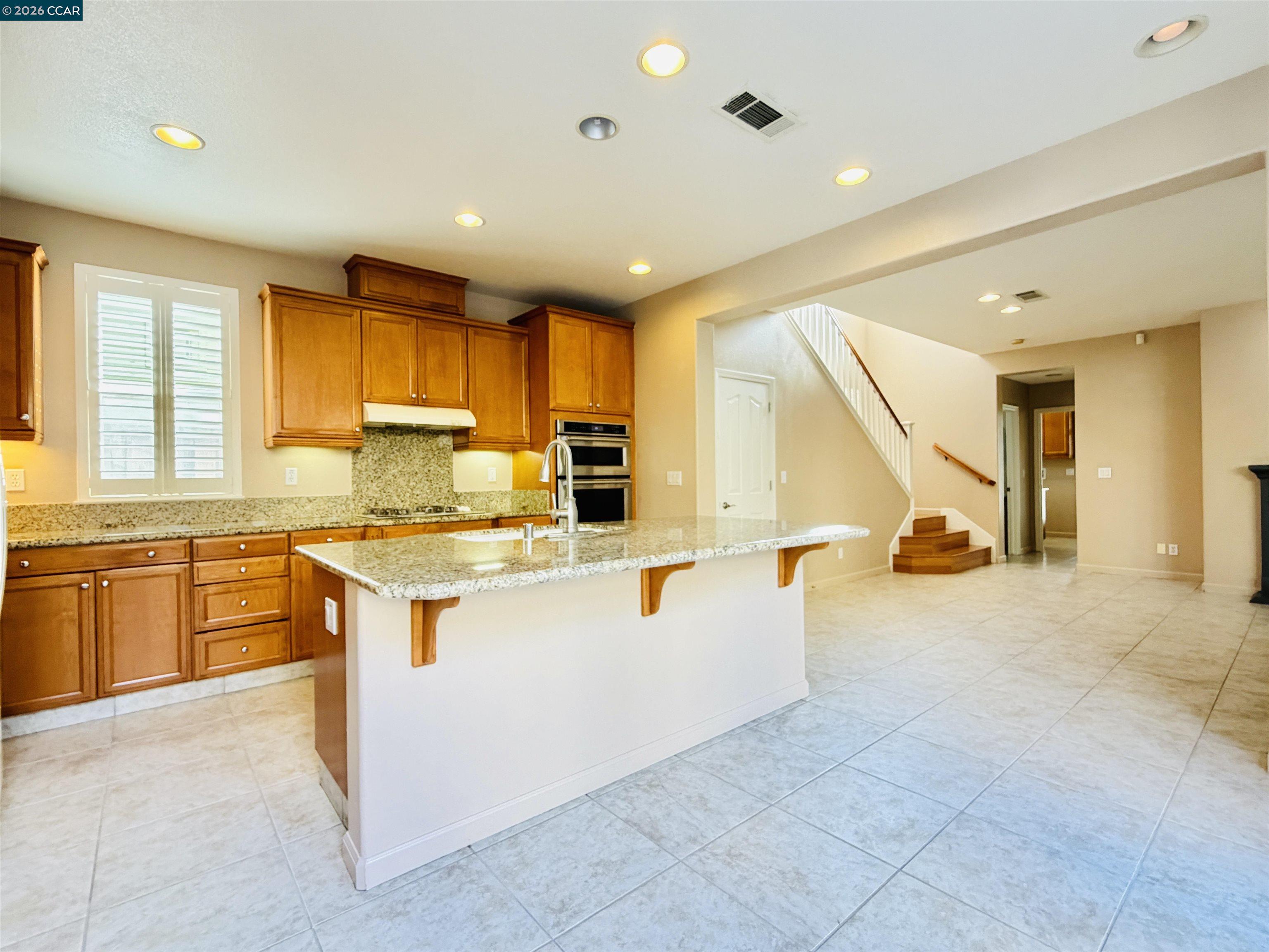 Detail Gallery Image 19 of 54 For 1051 Madrone Ave, Vallejo,  CA 94592 - 3 Beds | 2/1 Baths