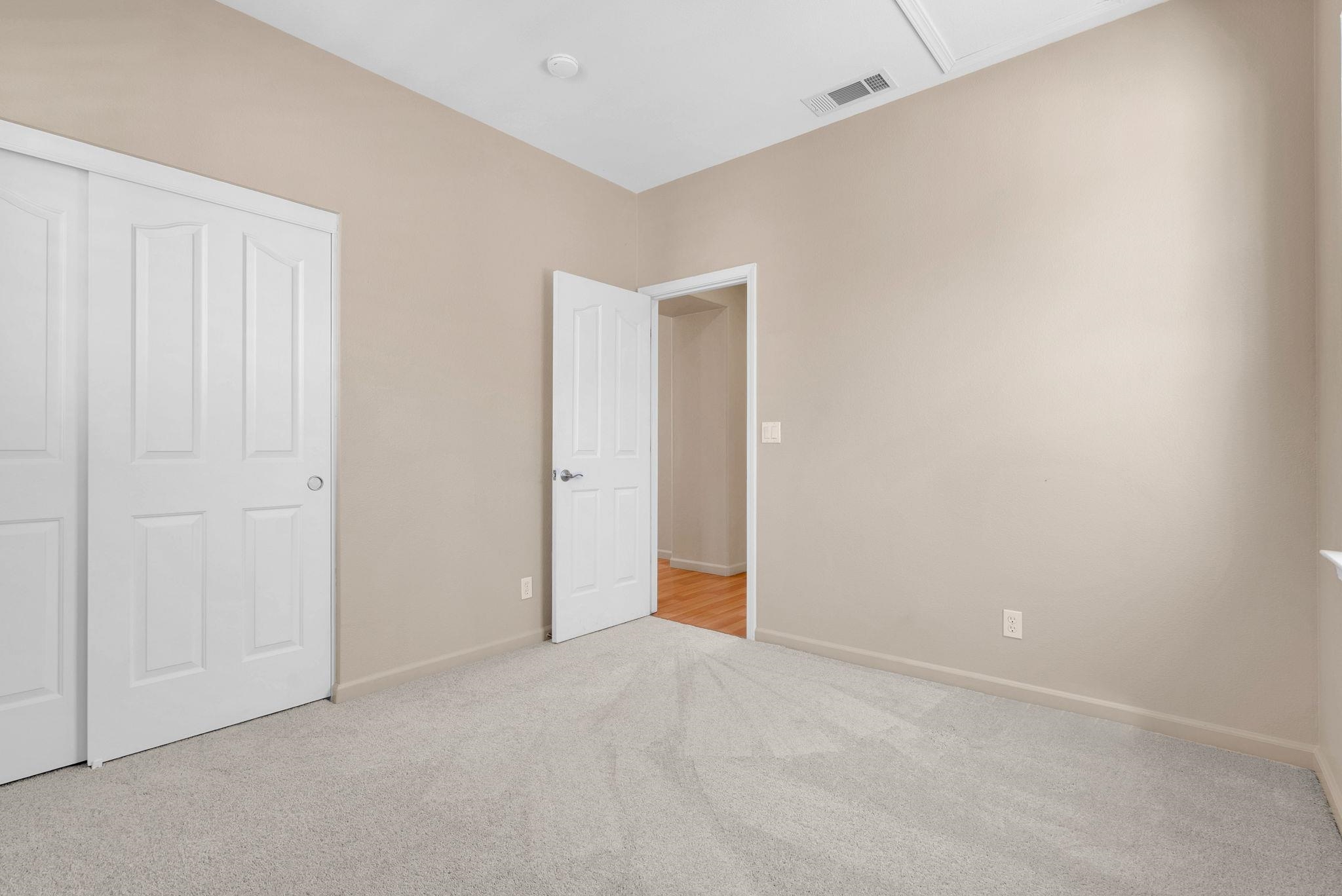 Detail Gallery Image 31 of 40 For 1051 Madrone Ave, Vallejo,  CA 94592 - 3 Beds | 2/1 Baths
