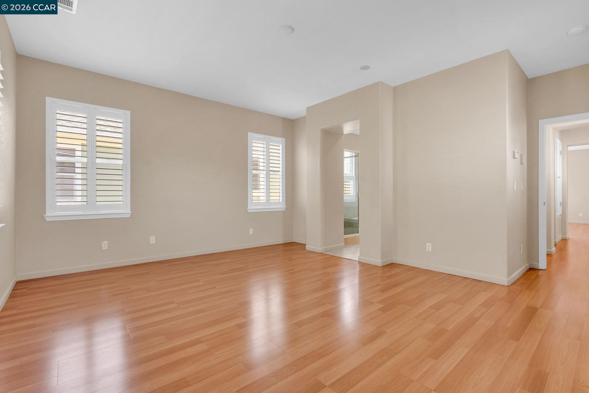 Detail Gallery Image 32 of 54 For 1051 Madrone Ave, Vallejo,  CA 94592 - 3 Beds | 2/1 Baths