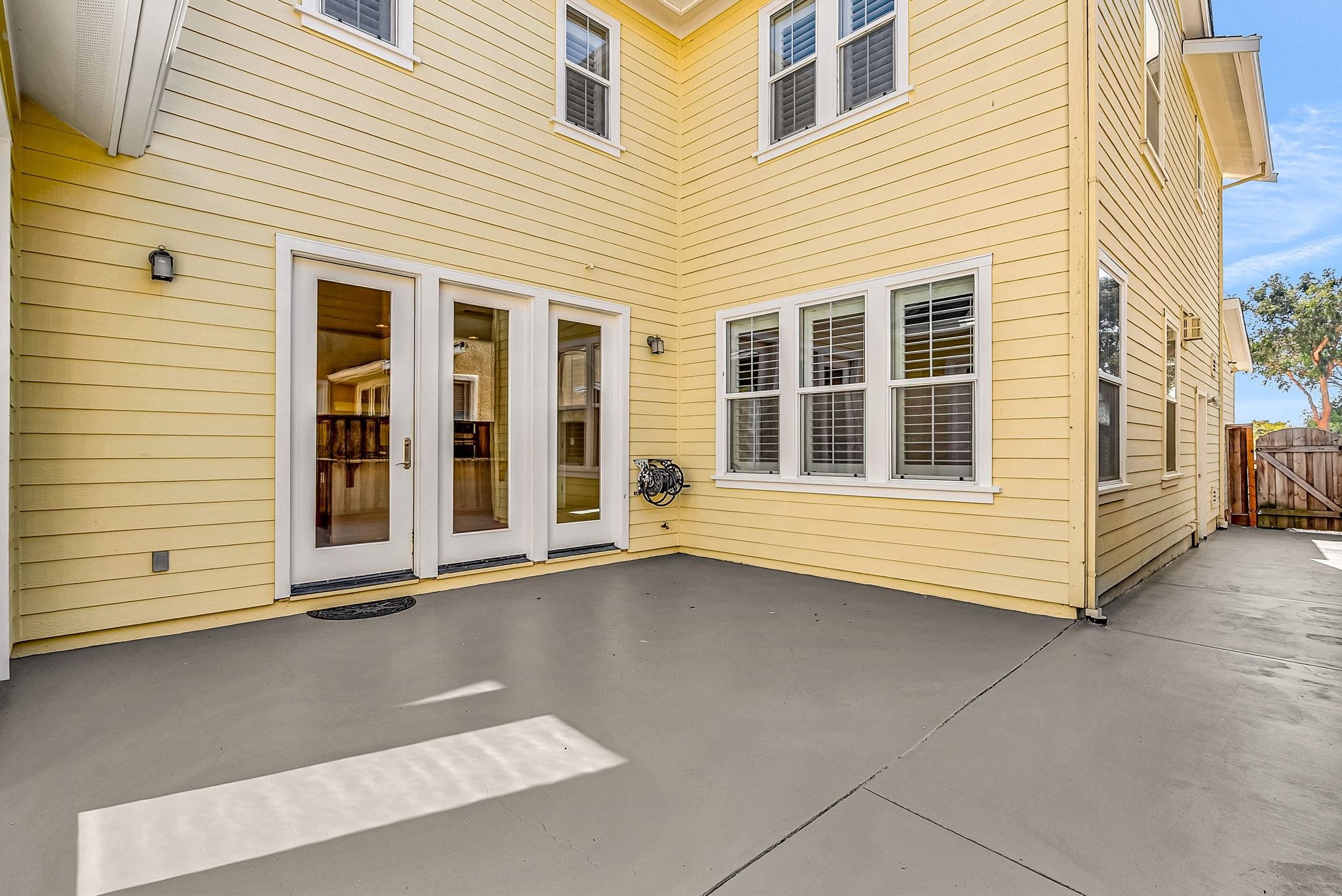 Detail Gallery Image 39 of 40 For 1051 Madrone Ave, Vallejo,  CA 94592 - 3 Beds | 2/1 Baths