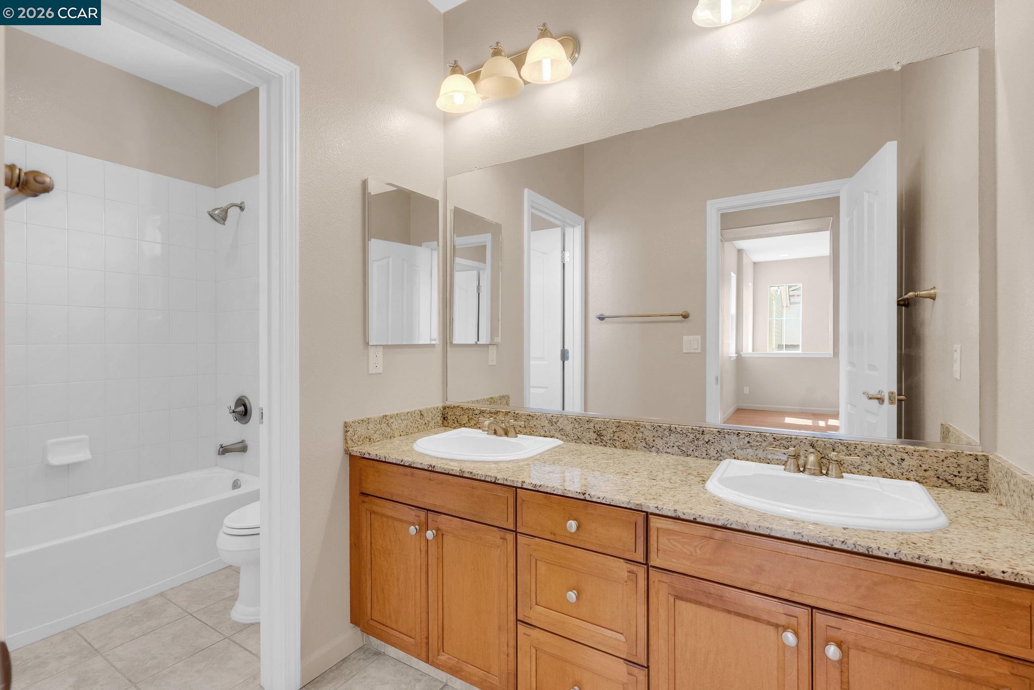 Detail Gallery Image 40 of 54 For 1051 Madrone Ave, Vallejo,  CA 94592 - 3 Beds | 2/1 Baths