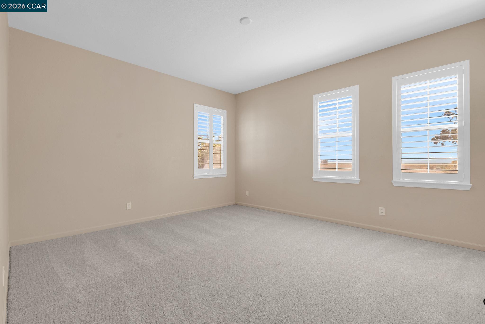 Detail Gallery Image 43 of 54 For 1051 Madrone Ave, Vallejo,  CA 94592 - 3 Beds | 2/1 Baths