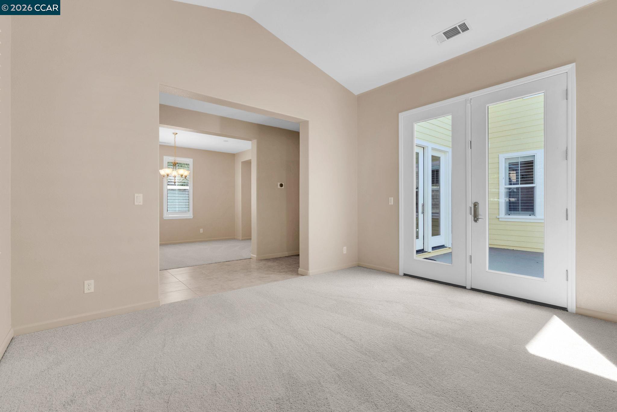 Detail Gallery Image 7 of 54 For 1051 Madrone Ave, Vallejo,  CA 94592 - 3 Beds | 2/1 Baths