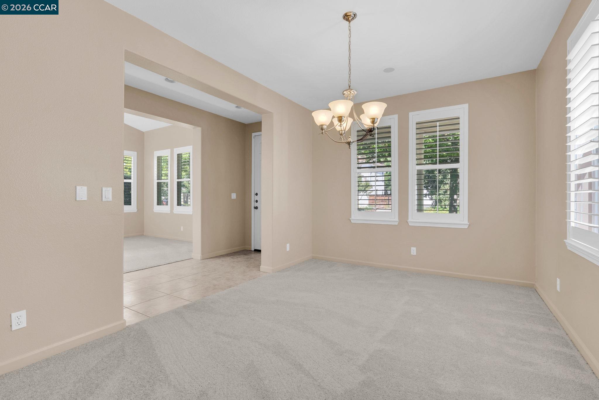 Detail Gallery Image 10 of 54 For 1051 Madrone Ave, Vallejo,  CA 94592 - 3 Beds | 2/1 Baths