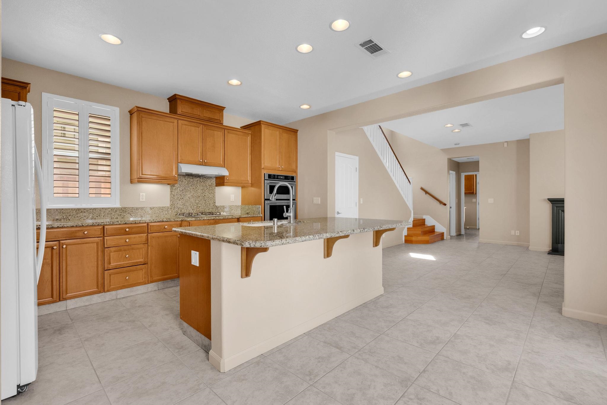 Detail Gallery Image 10 of 40 For 1051 Madrone Ave, Vallejo,  CA 94592 - 3 Beds | 2/1 Baths