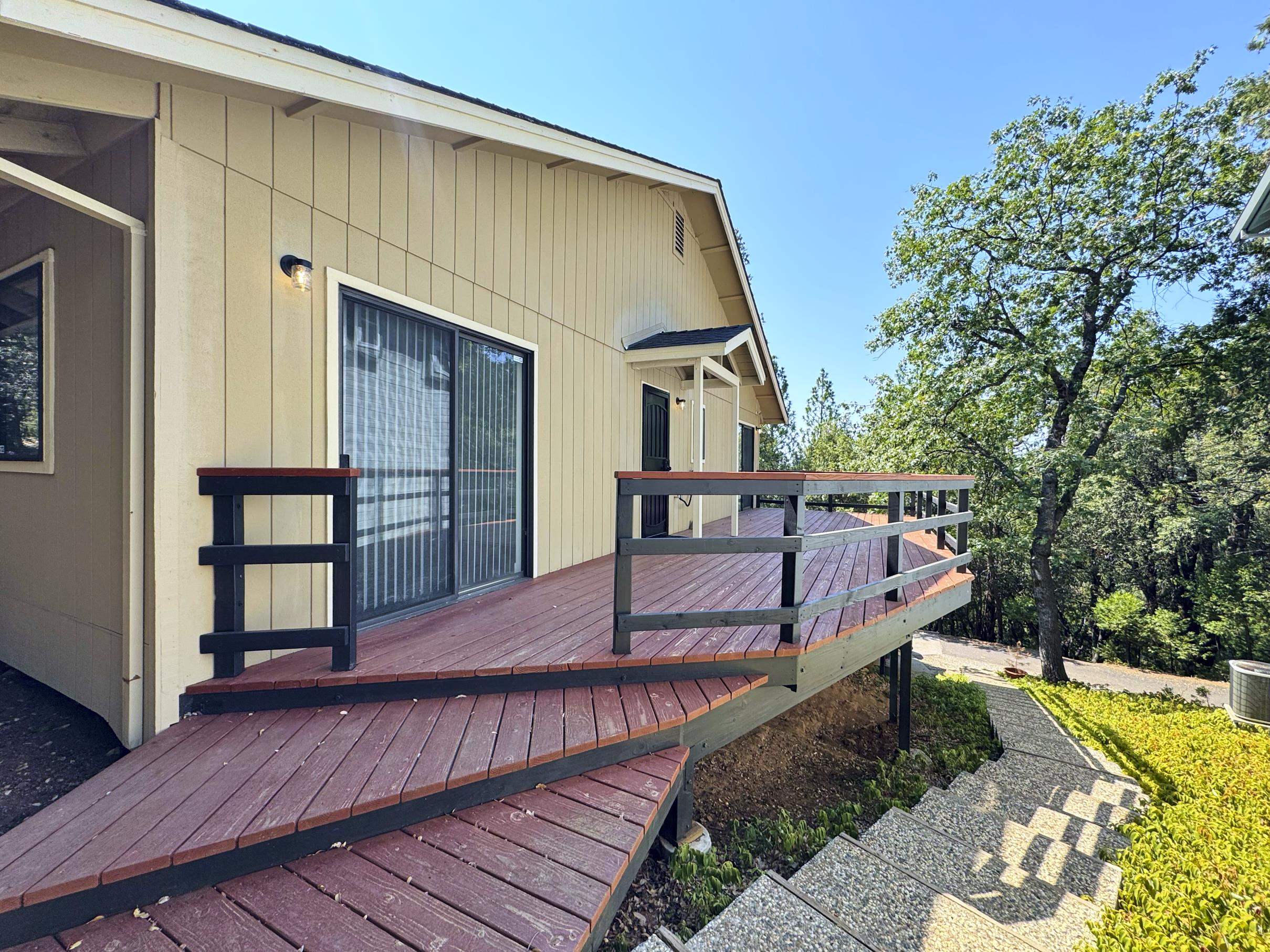 Detail Gallery Image 3 of 60 For 19080 Tiffeni Drive, Twain Harte,  CA 95383 - 3 Beds | 2 Baths