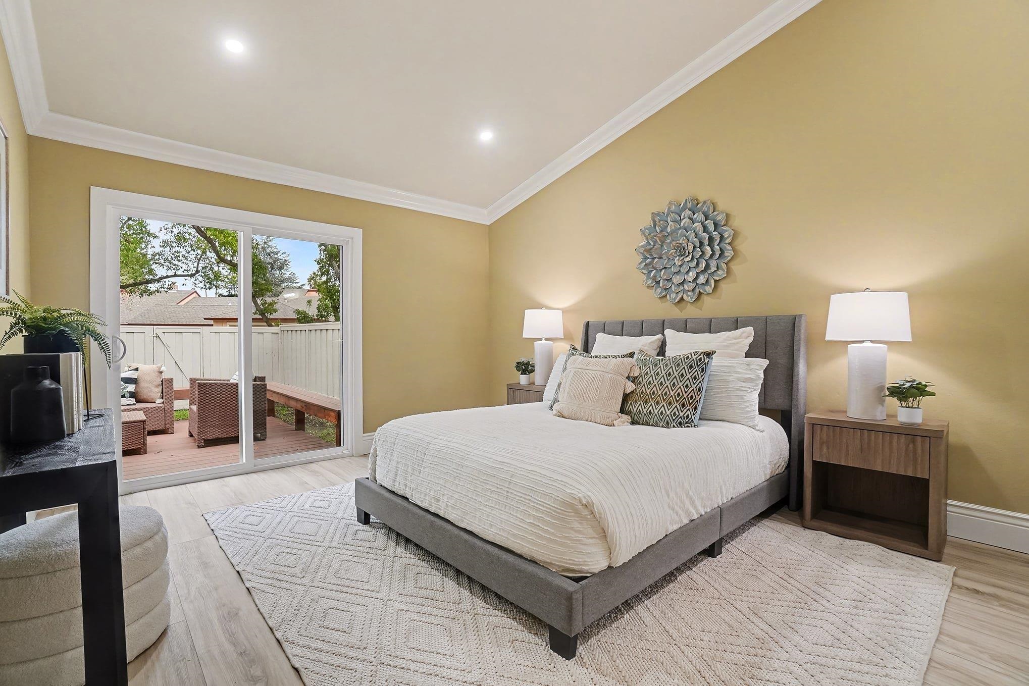 Detail Gallery Image 13 of 30 For 674 St Ives Ct, Walnut Creek,  CA 94507 - 2 Beds | 2 Baths